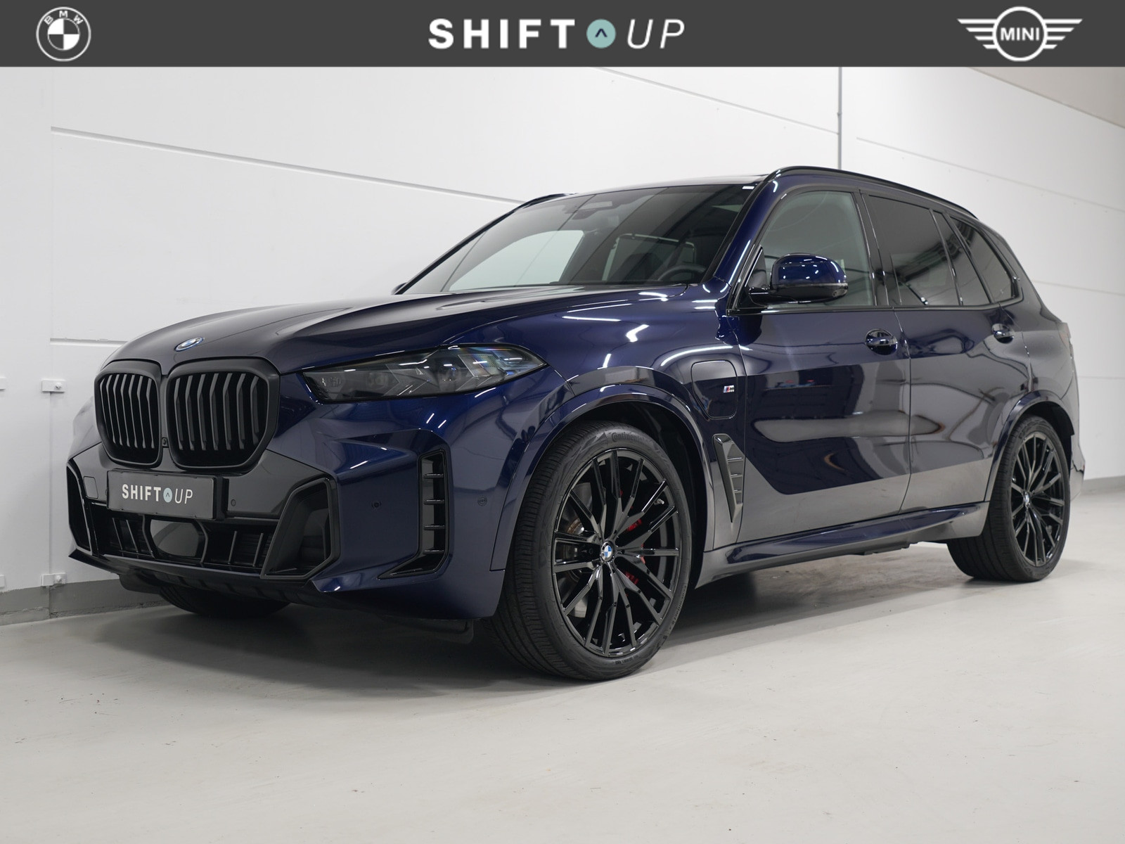 BMW X5 xDrive50e M-Sport | Skylounge | CoPilot | Elektr. Trekhaak 2026 - voorkant