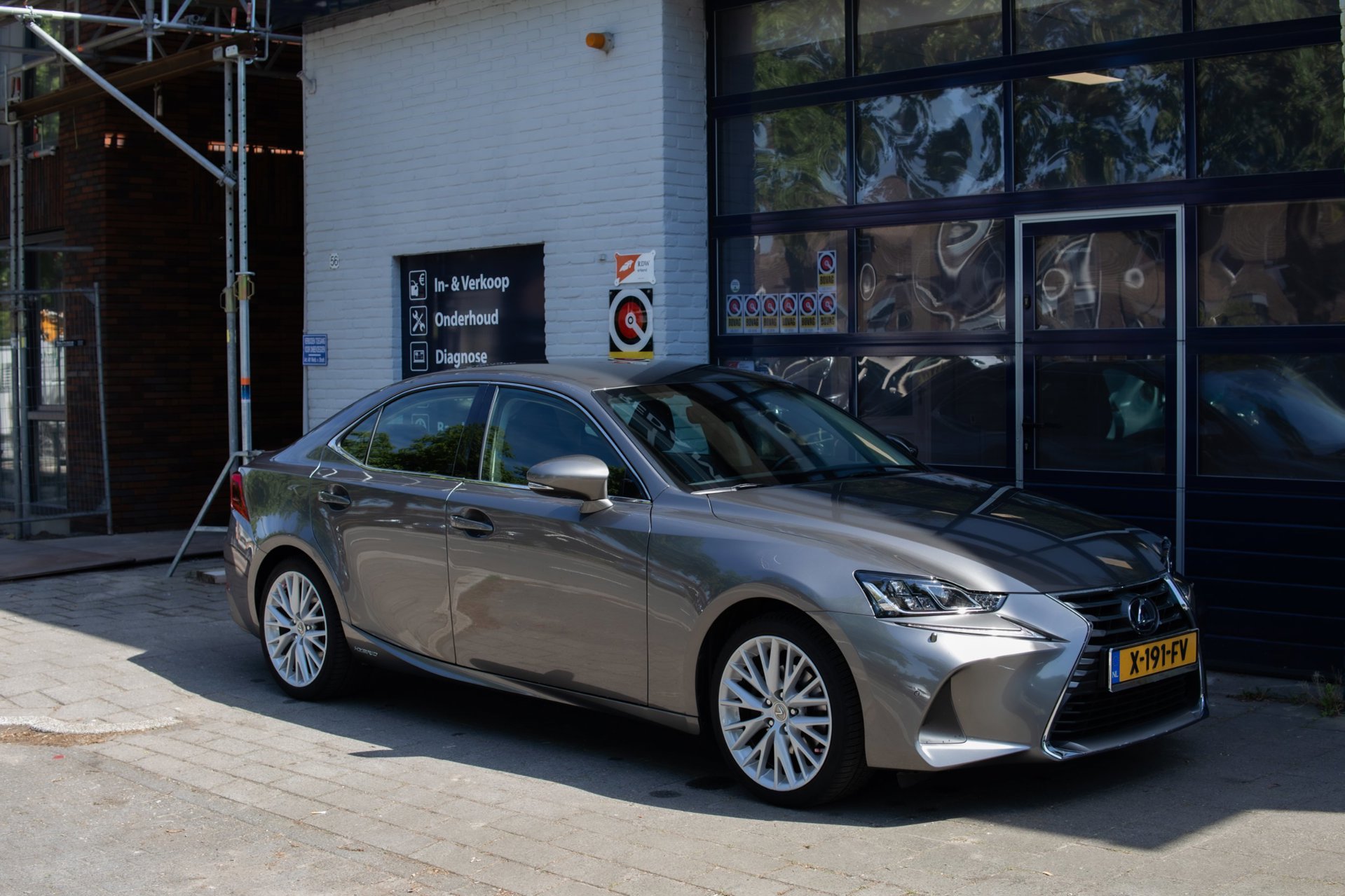 Foto van Lexus Lexus Is300h