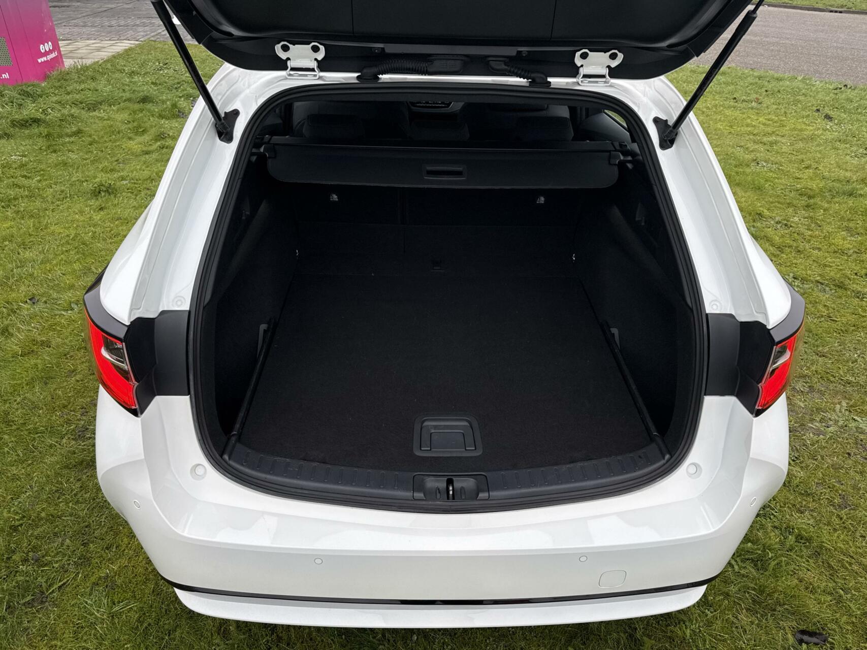 Foto van Toyota Corolla Touring Sports