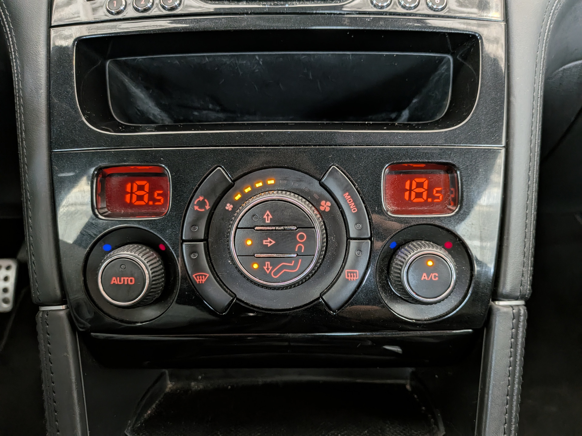 Foto van Peugeot RCZ