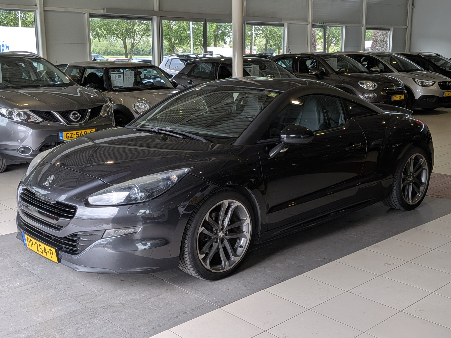 Foto van Peugeot RCZ