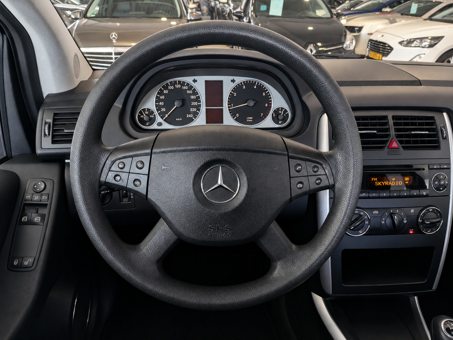Foto van Mercedes-Benz B 150
