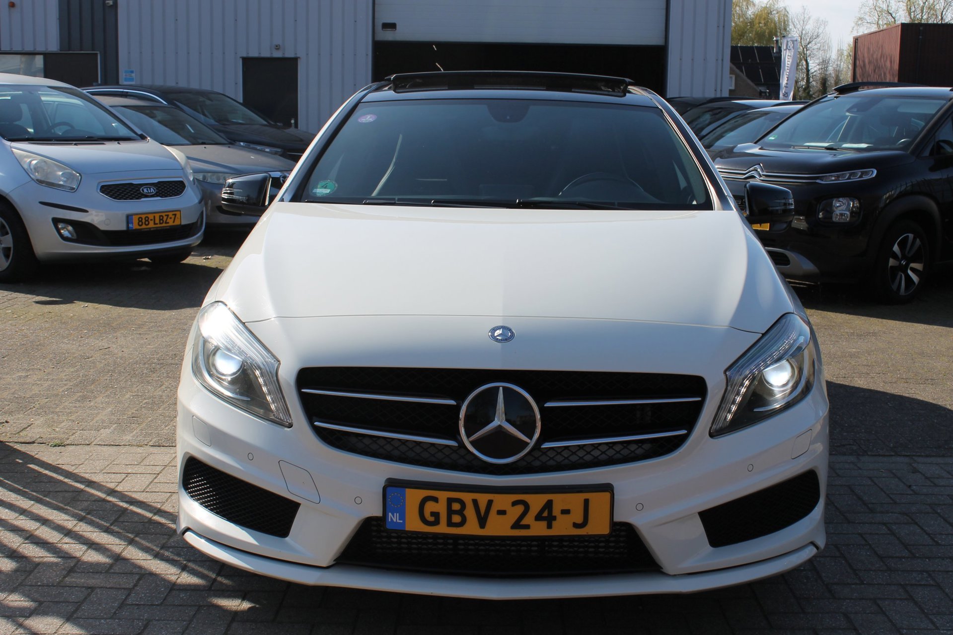 Foto van Mercedes-Benz A 200