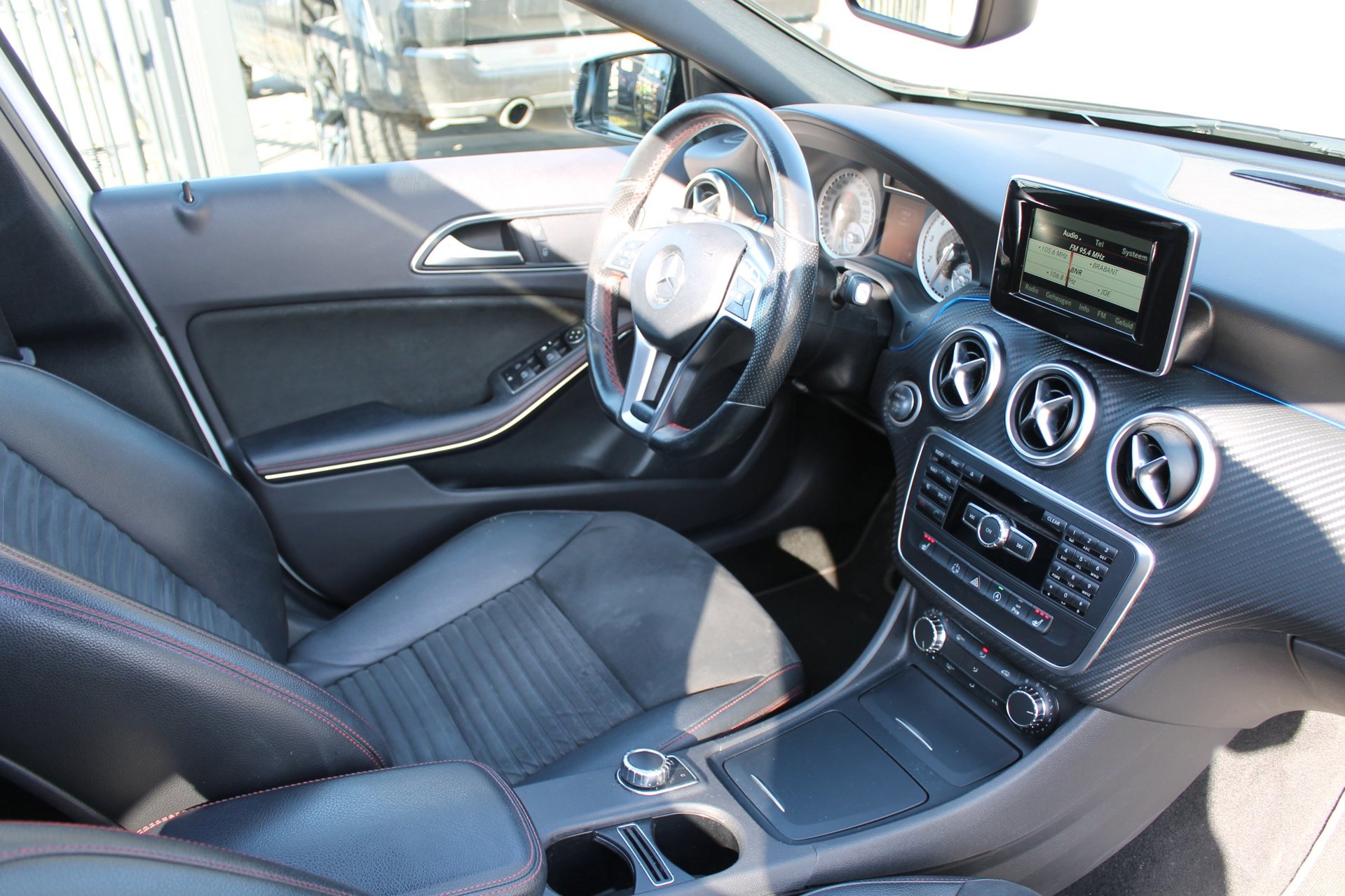 Foto van Mercedes-Benz A 200