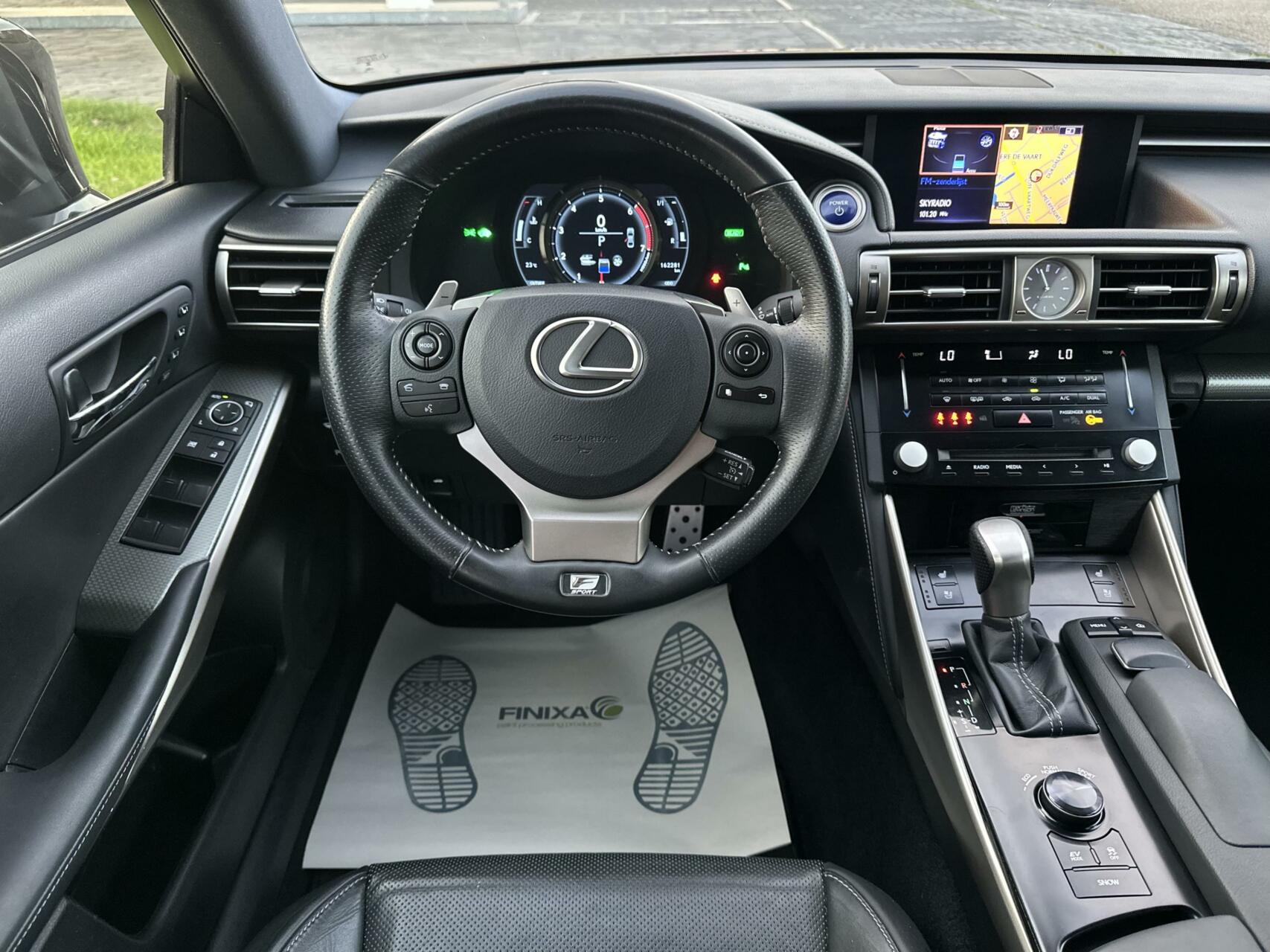 Foto van Lexus Is