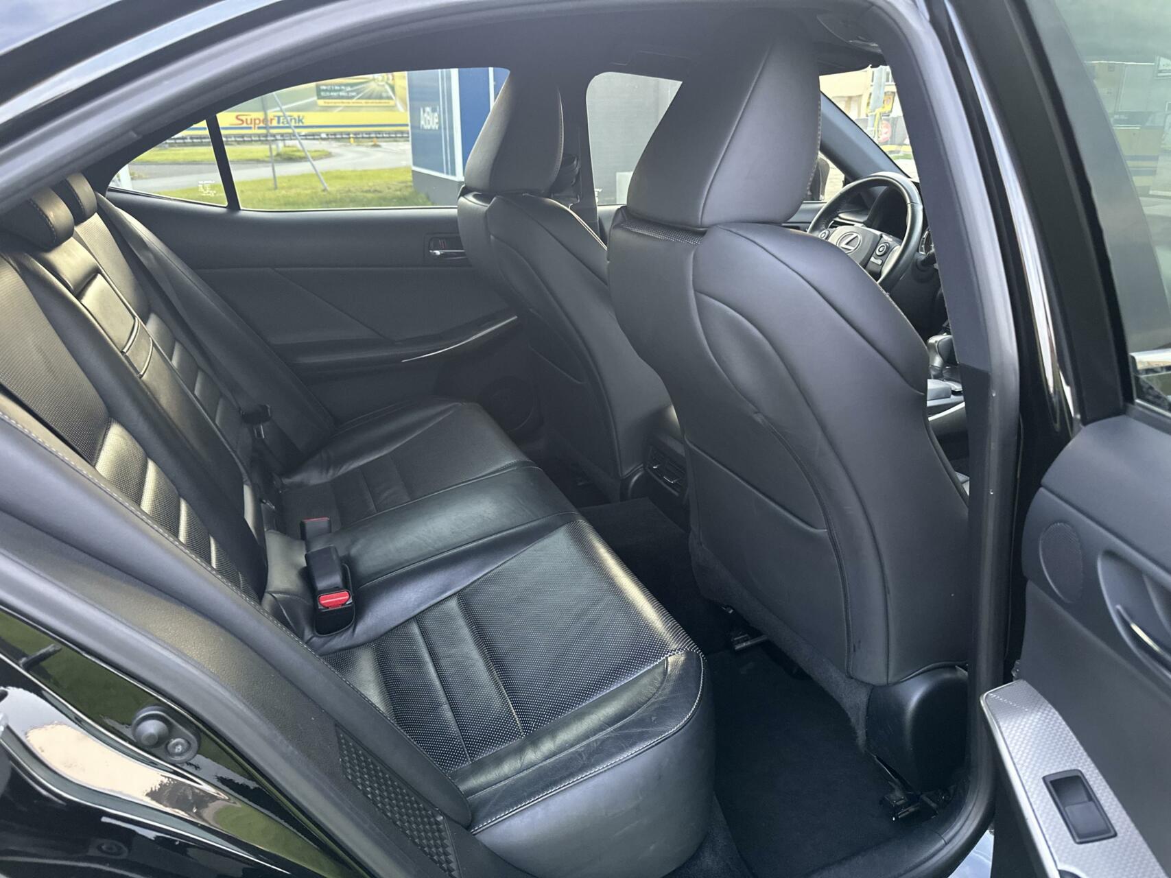 Foto van Lexus Is