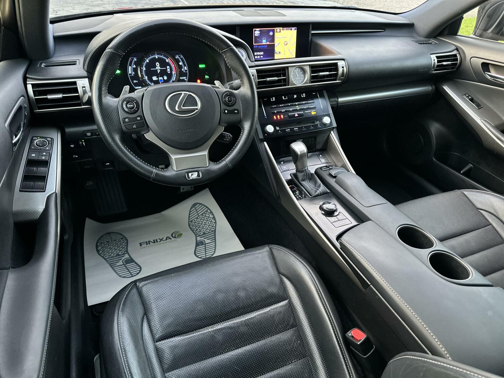 Foto van Lexus Is