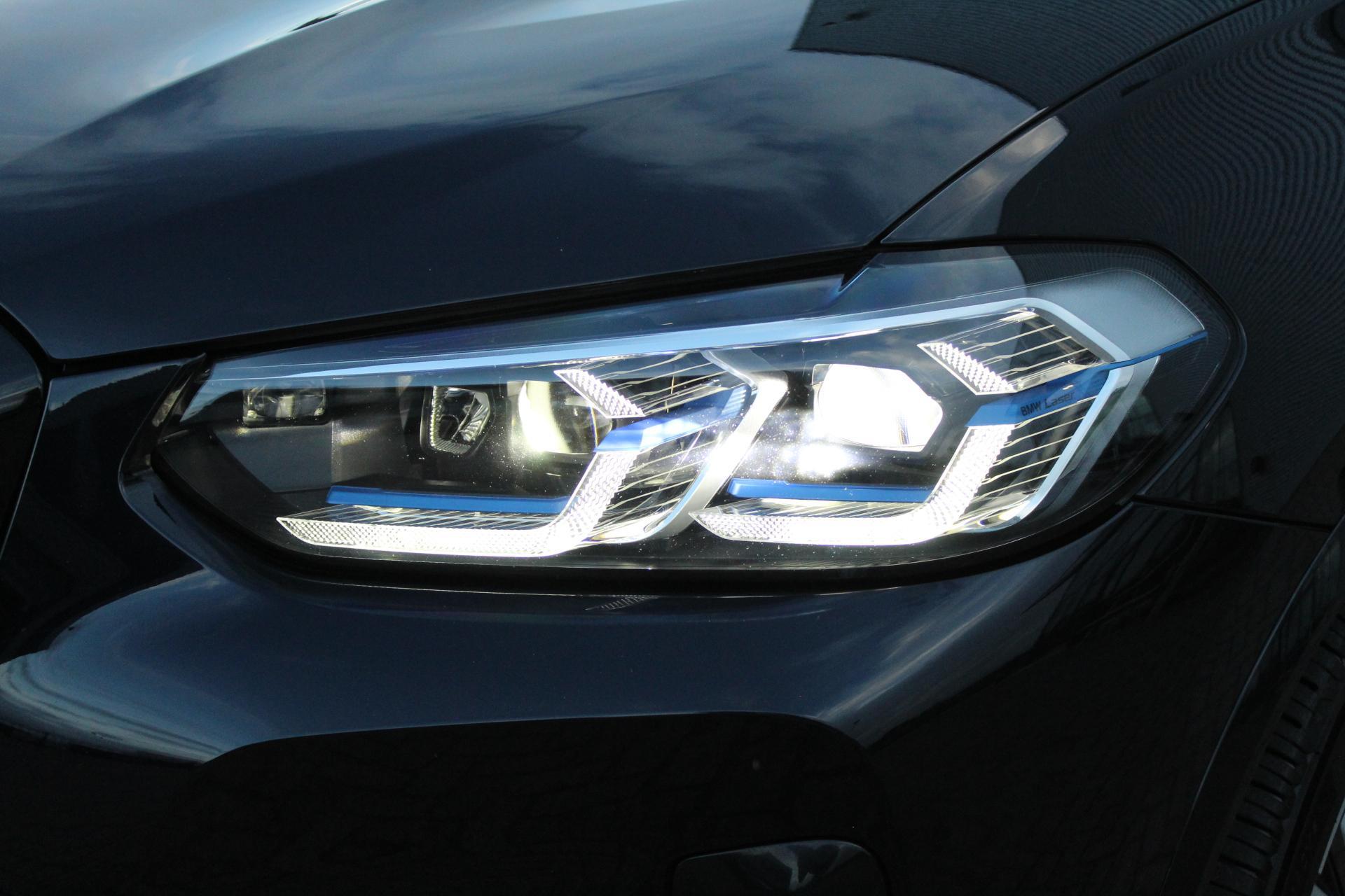 Foto van BMW Ix3