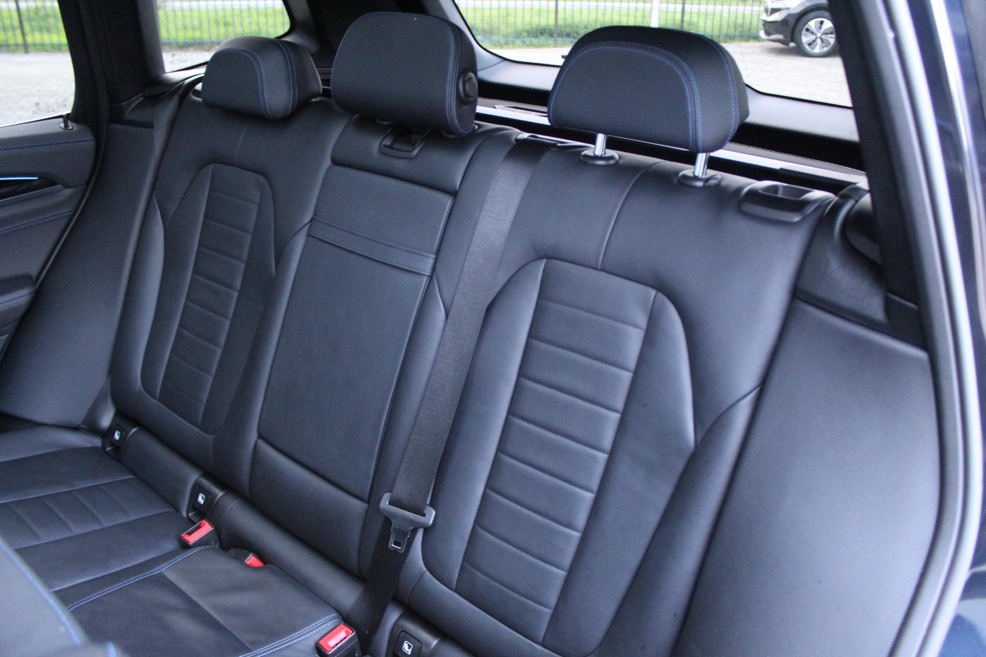 Foto van BMW Ix3