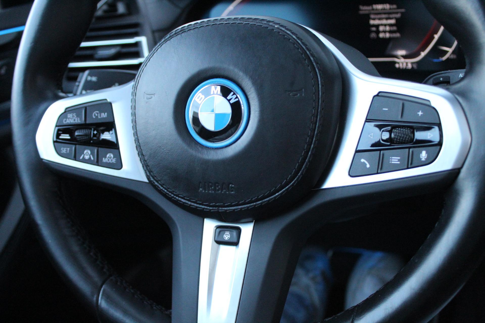 Foto van BMW Ix3