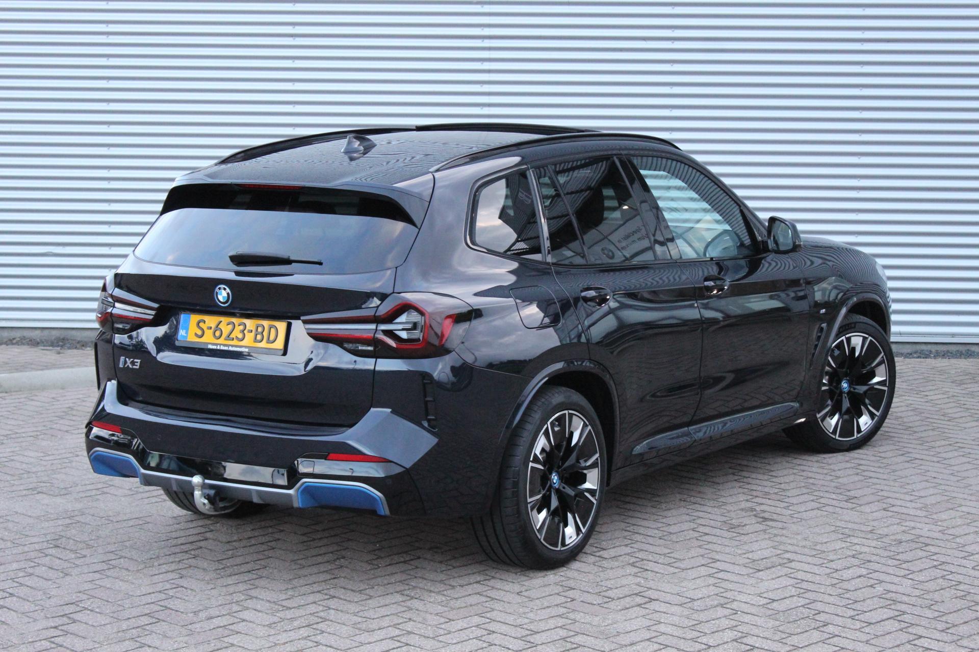 Foto van BMW Ix3