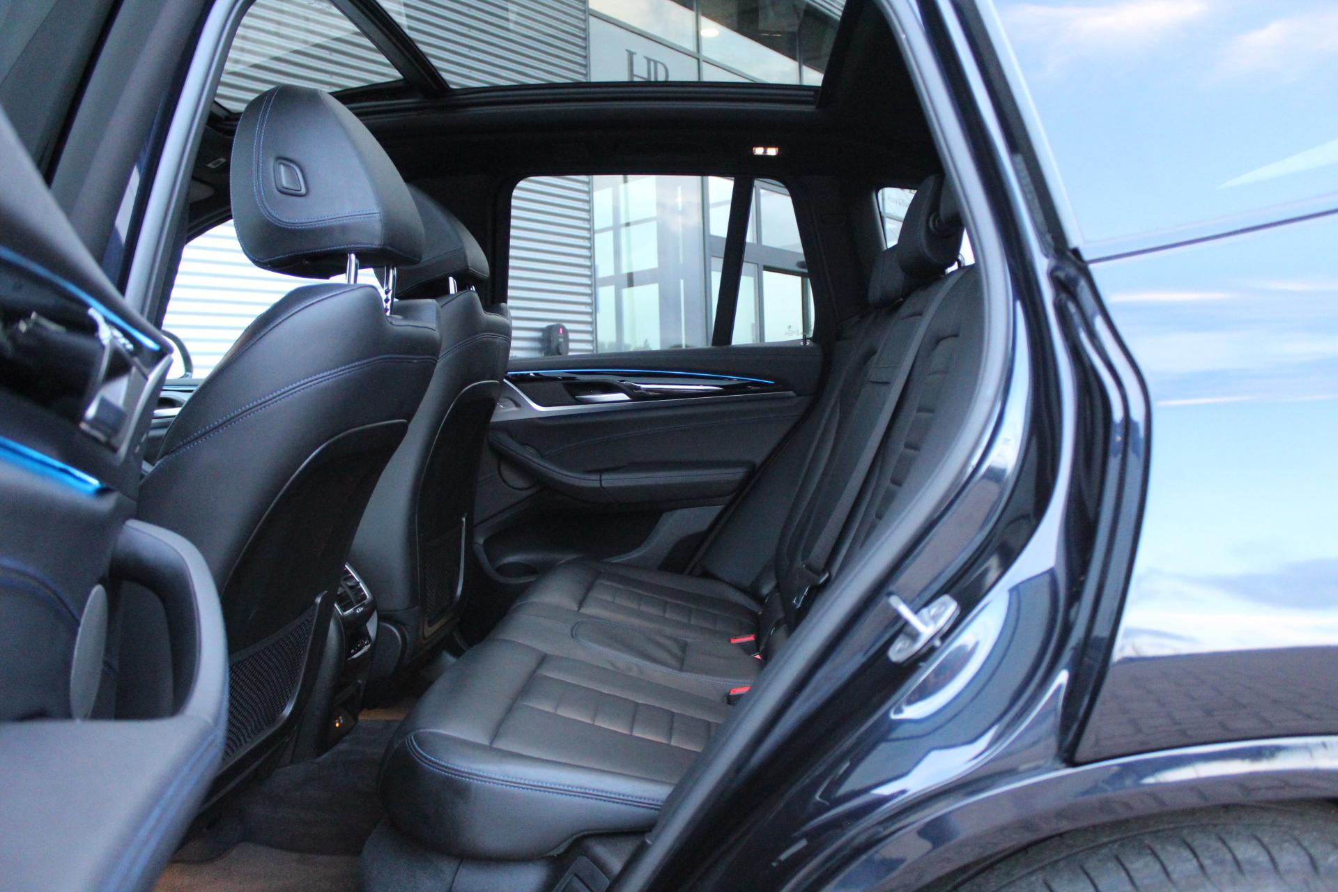 Foto van BMW Ix3