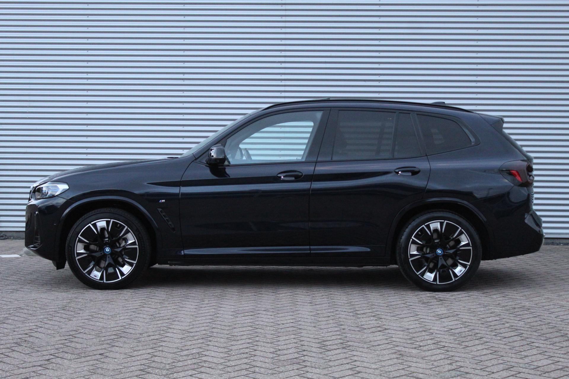 Foto van BMW Ix3