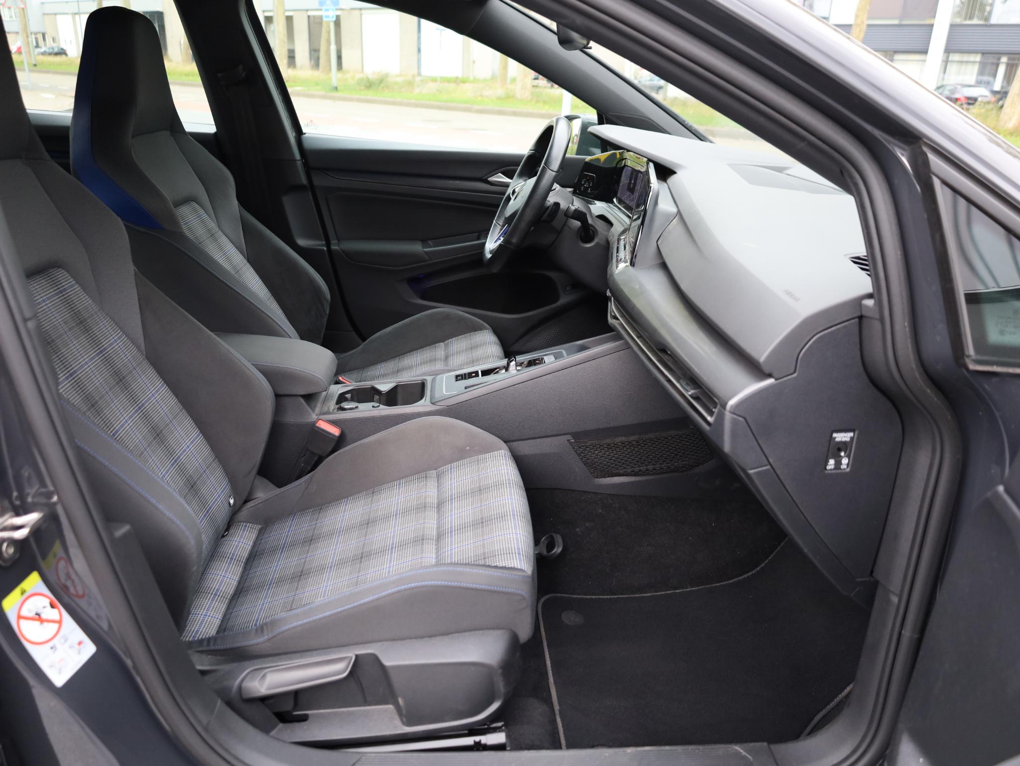 Foto van Volkswagen Golf GTE