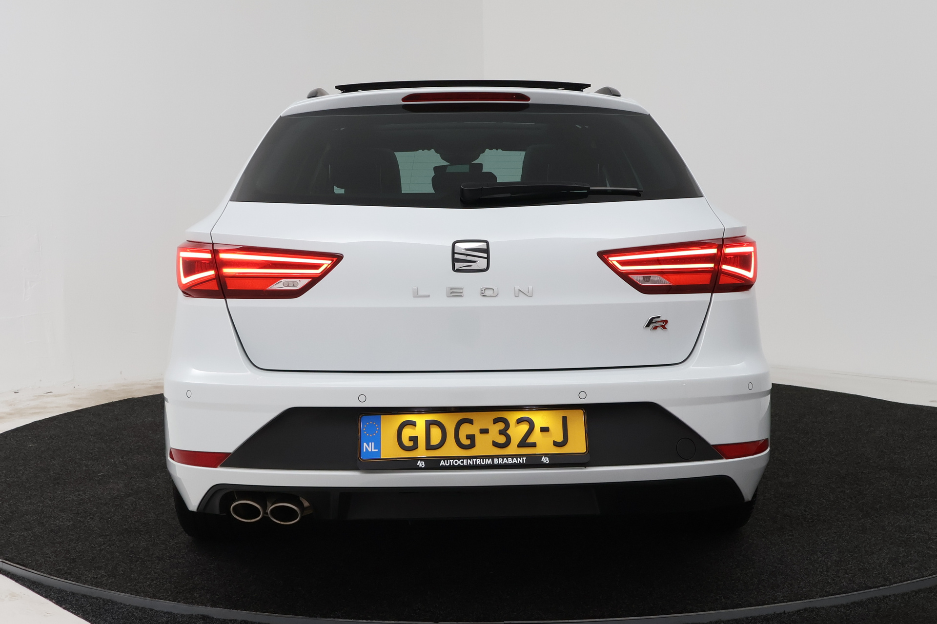 Foto van Seat Leon Sportstourer