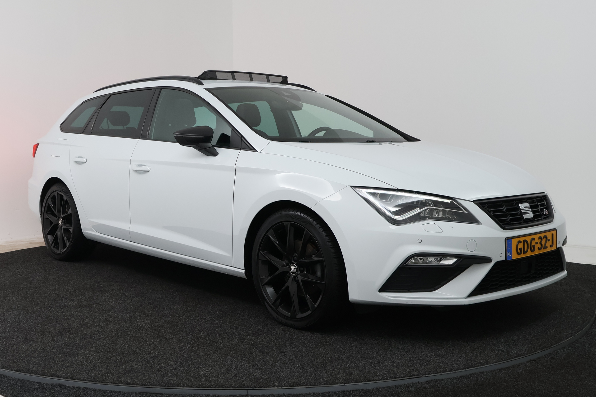 Foto van Seat Leon Sportstourer