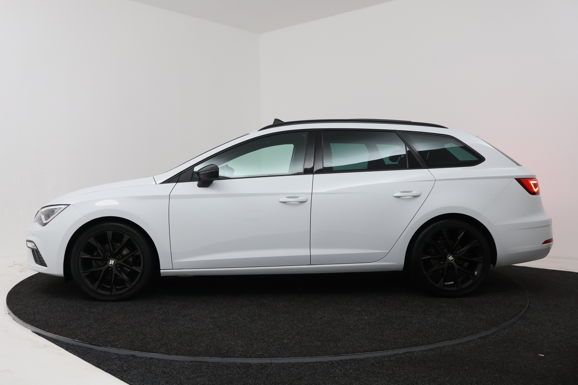 Foto van Seat Leon Sportstourer
