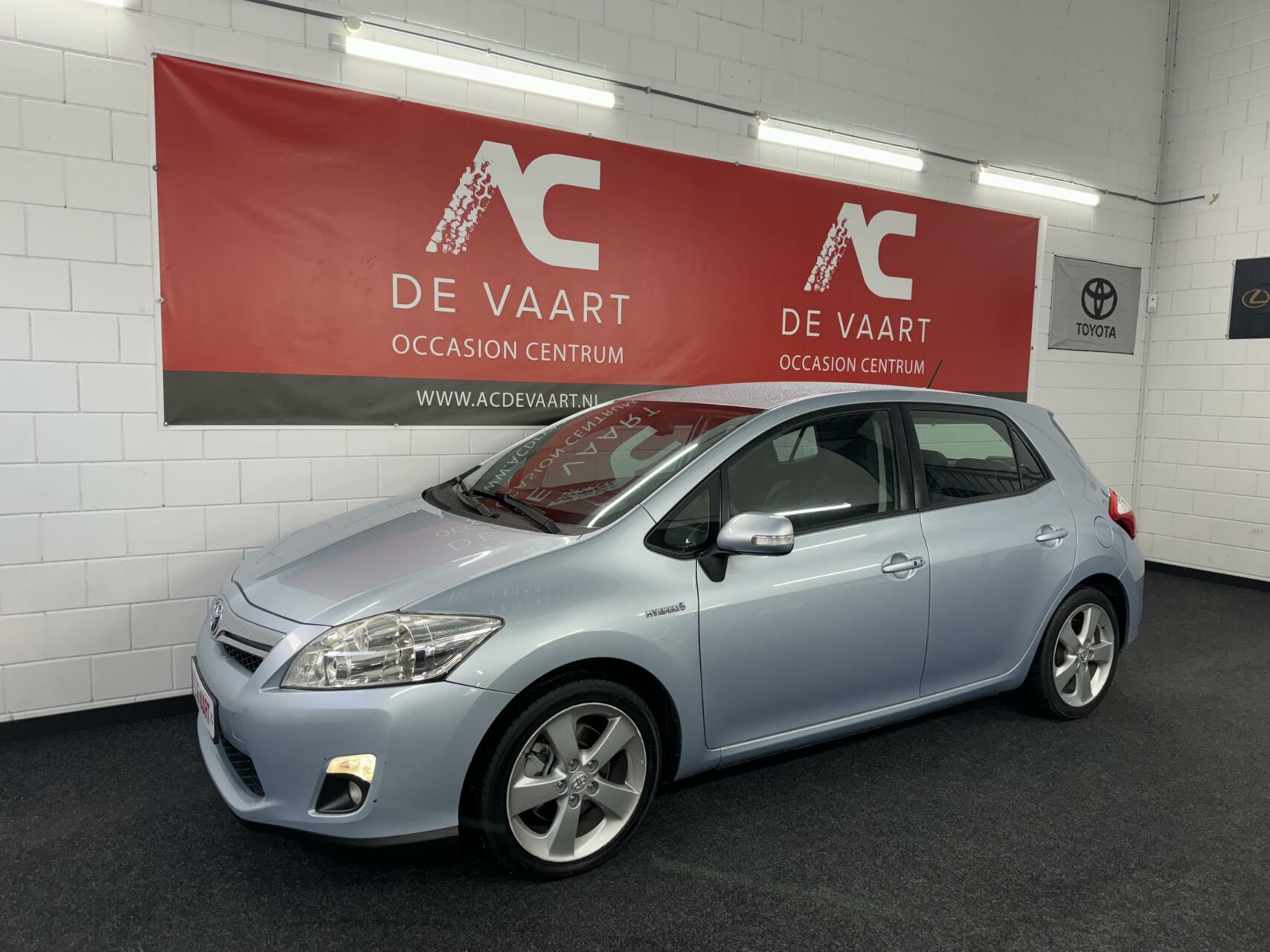 Toyota Auris 1.8 Full Hybrid Executive - VERKOCHT! 2010 - voorkant