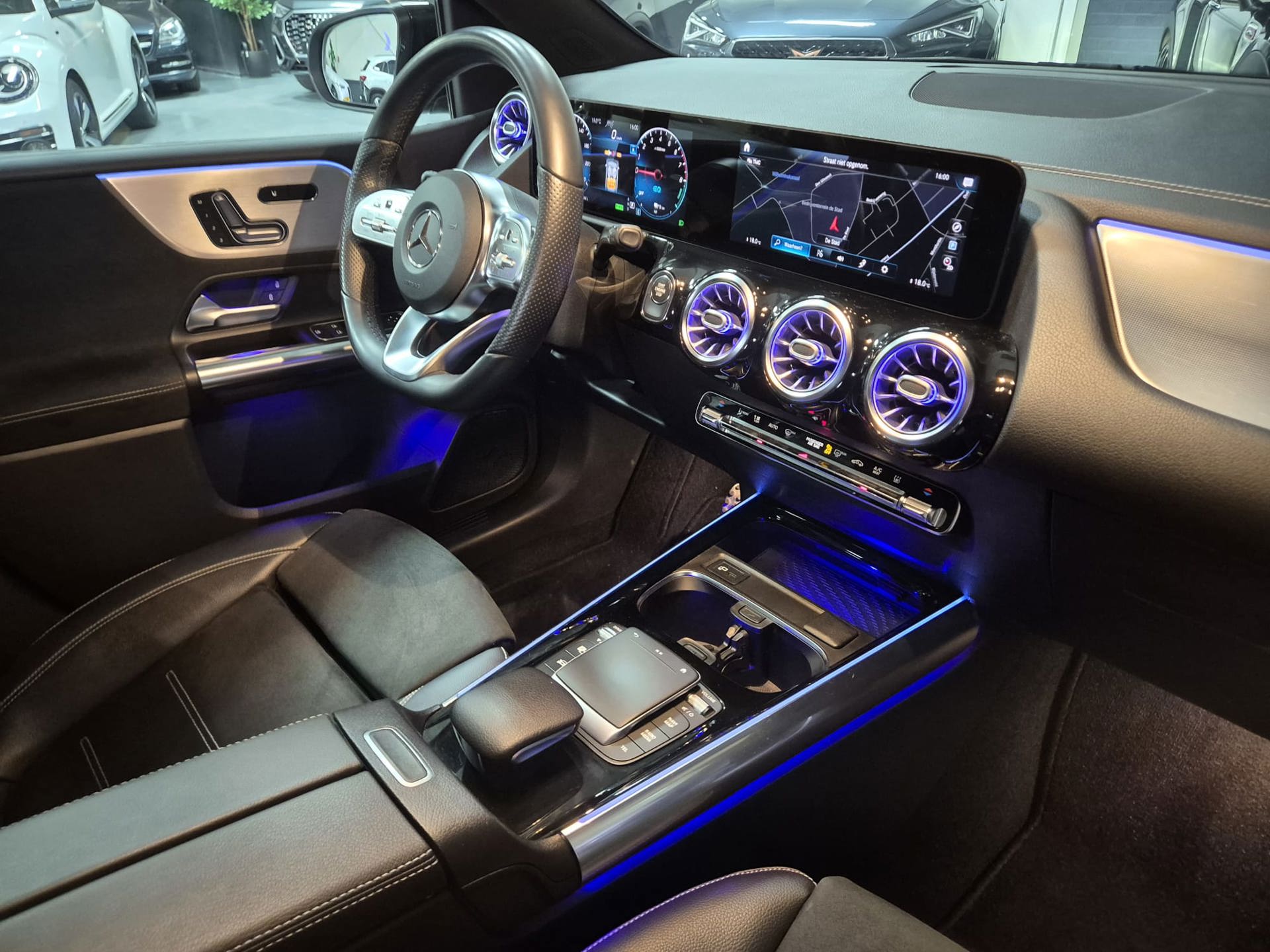 Foto van Mercedes-Benz B 250 E