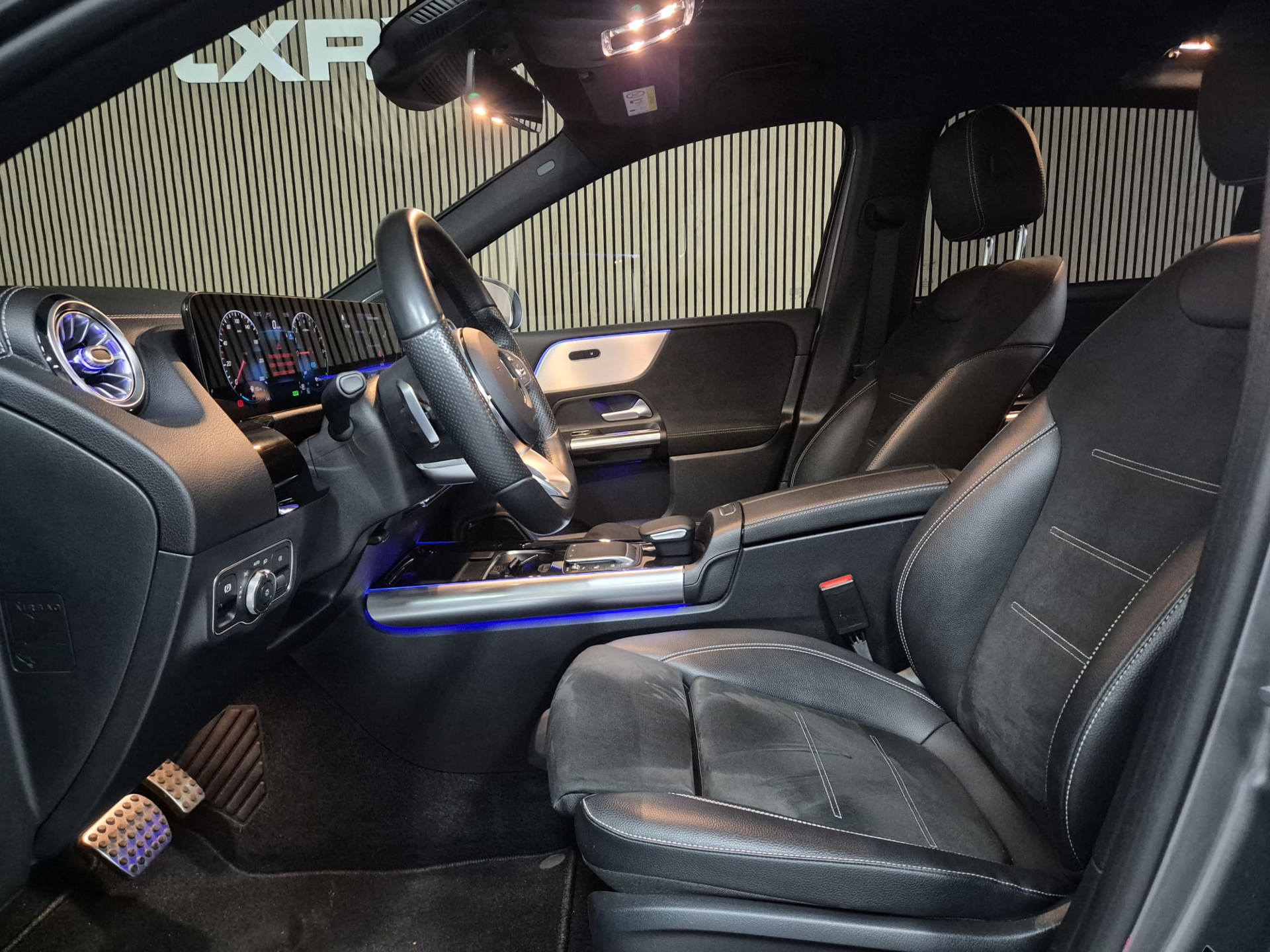 Foto van Mercedes-Benz B 250 E
