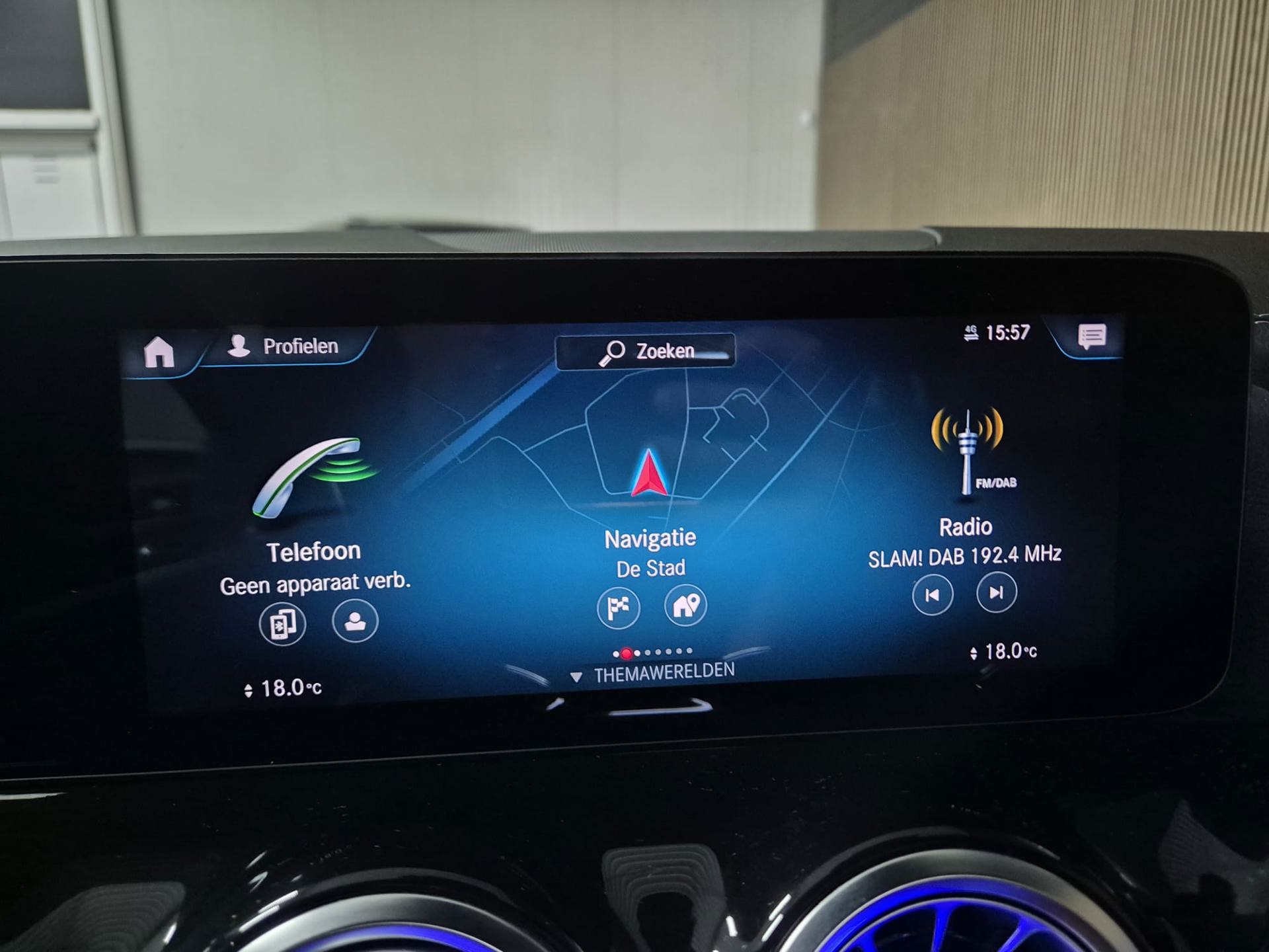 Foto van Mercedes-Benz B 250 E