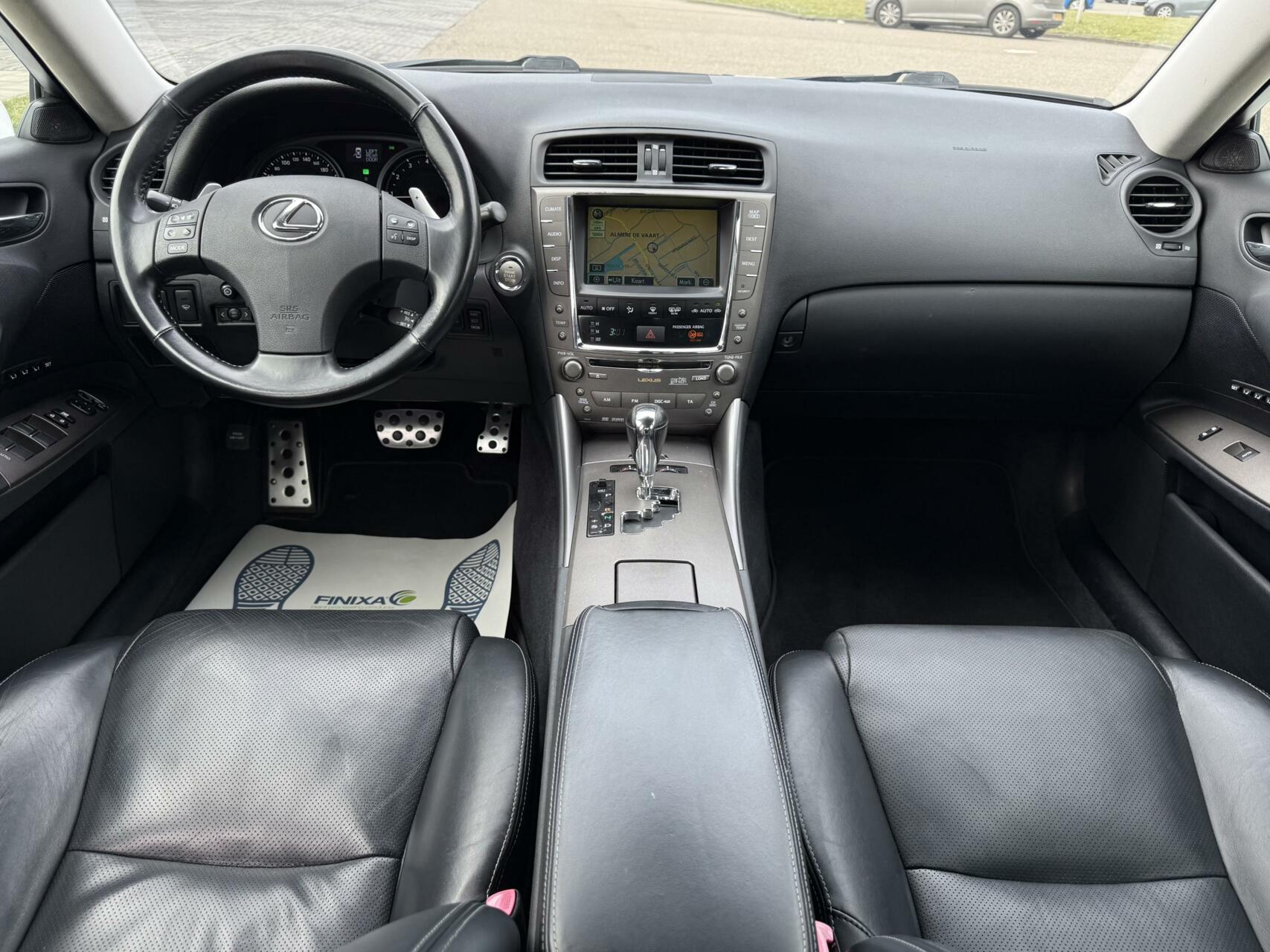 Foto van Lexus Is