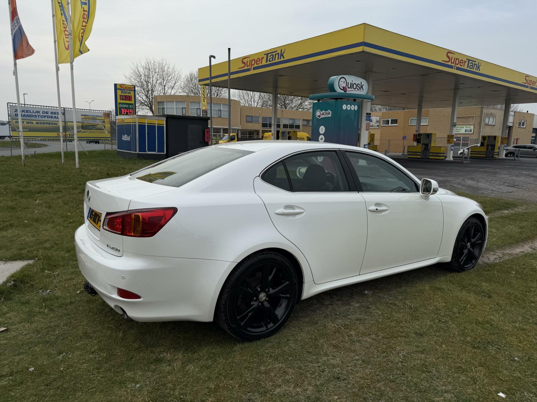 Foto van Lexus Is