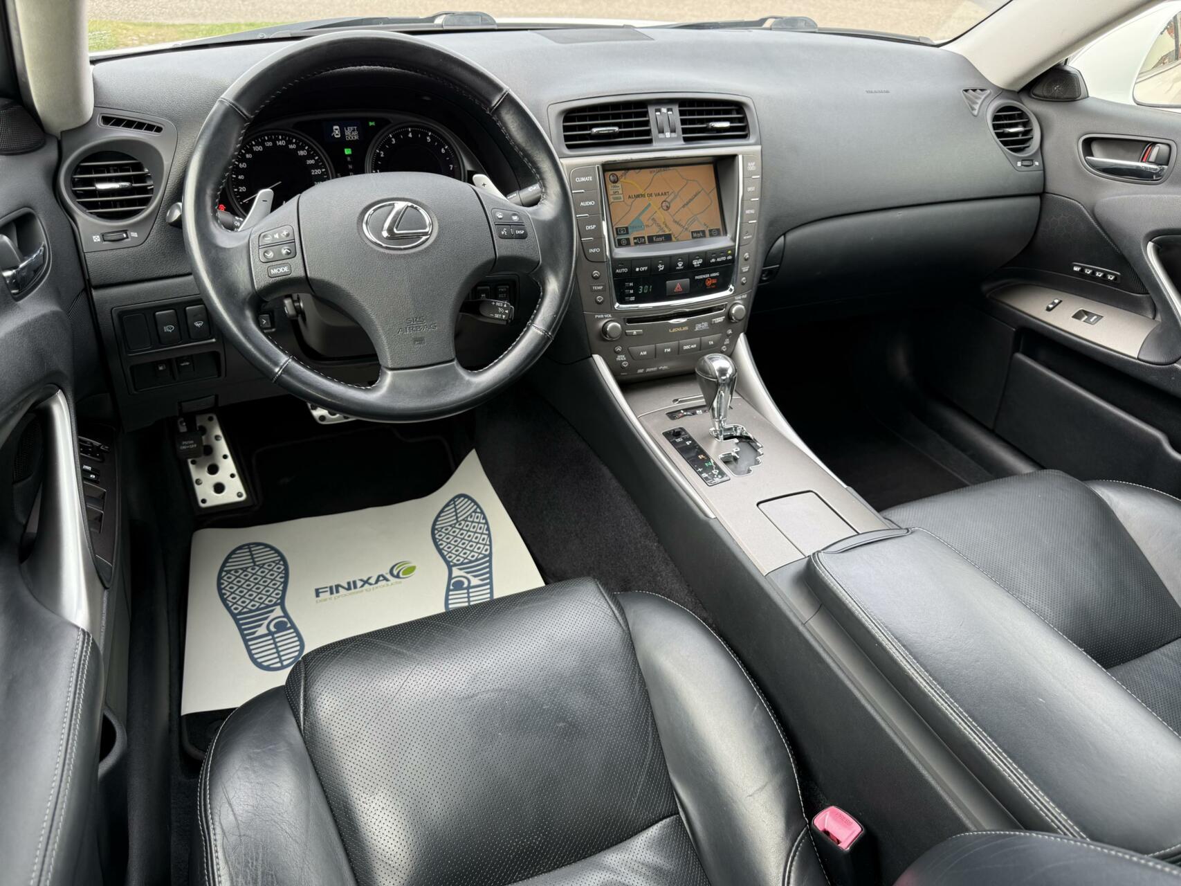 Foto van Lexus Is