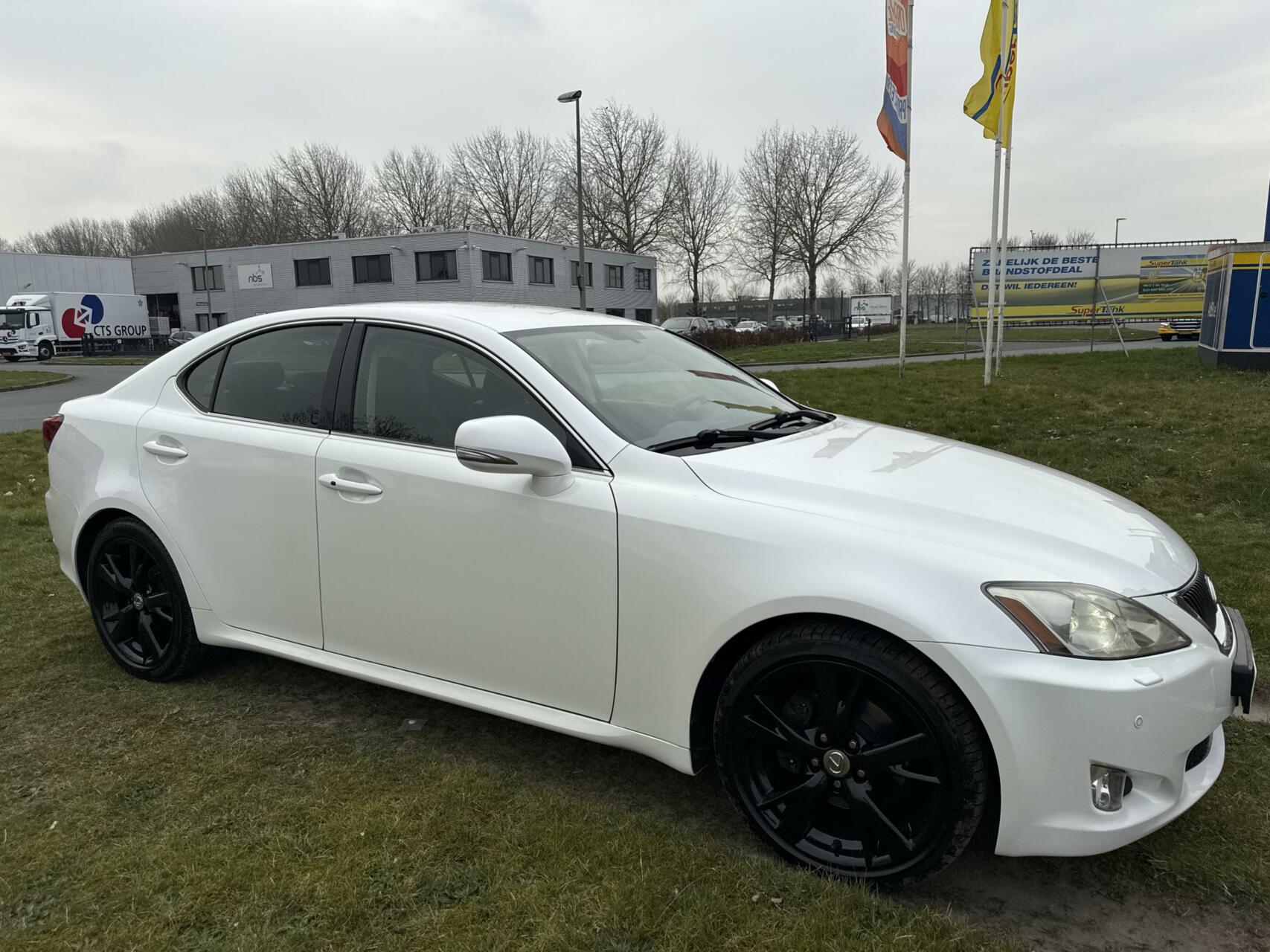 Foto van Lexus Is