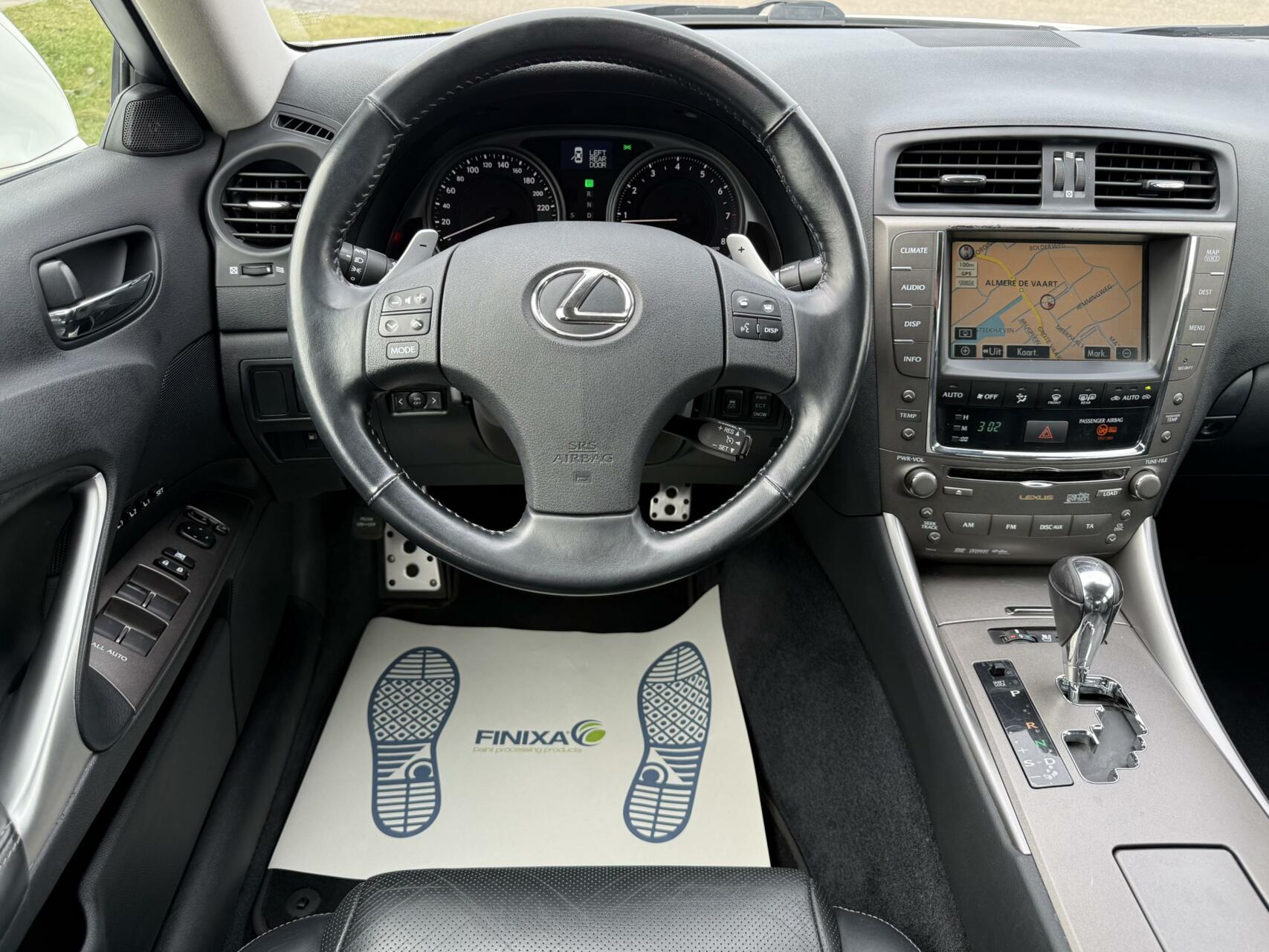 Foto van Lexus Is