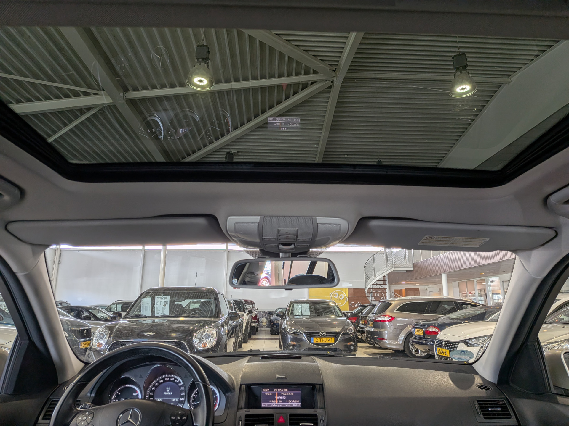 Foto van Mercedes-Benz C 180 Cgi