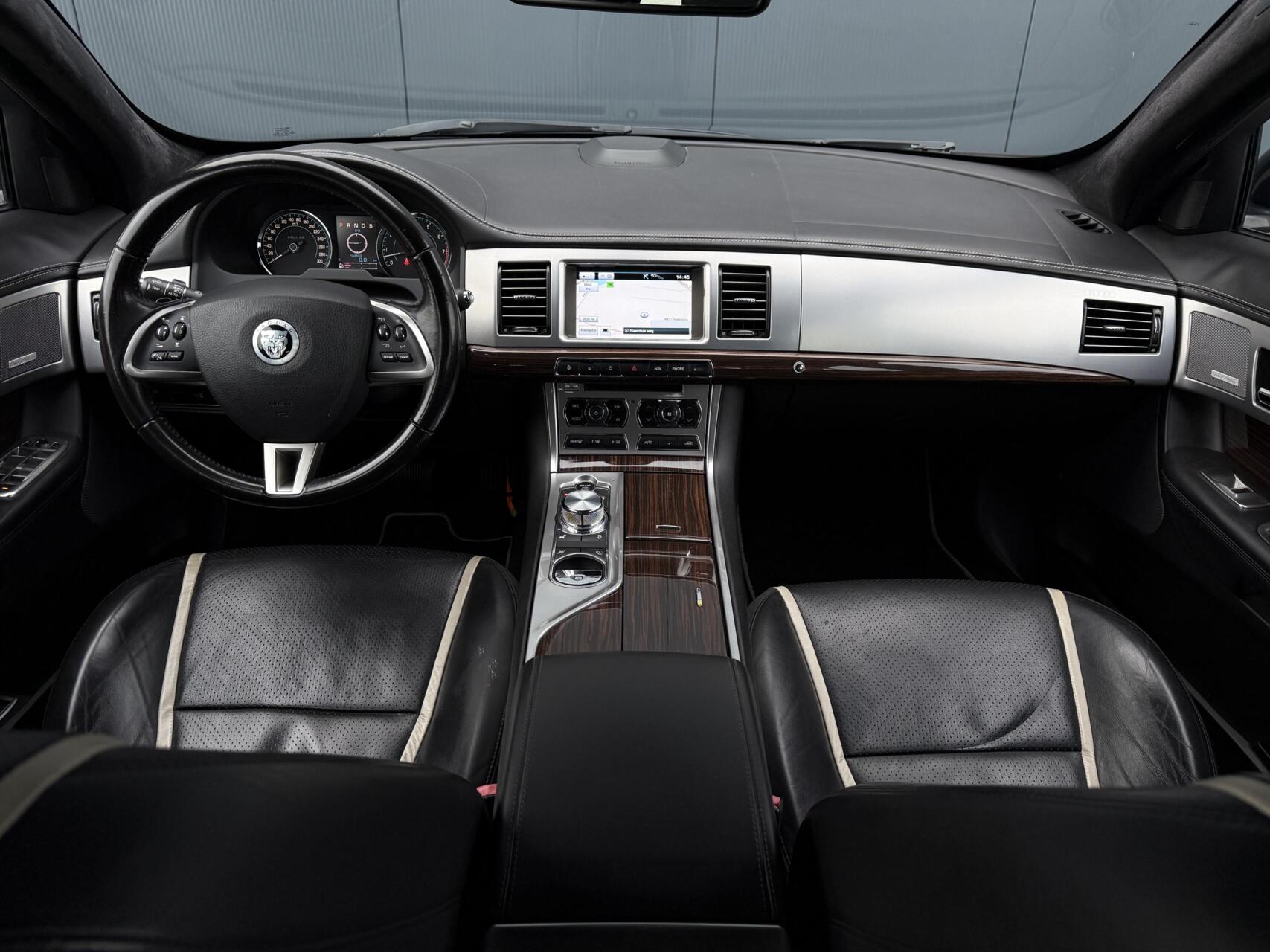 Foto van Jaguar XF