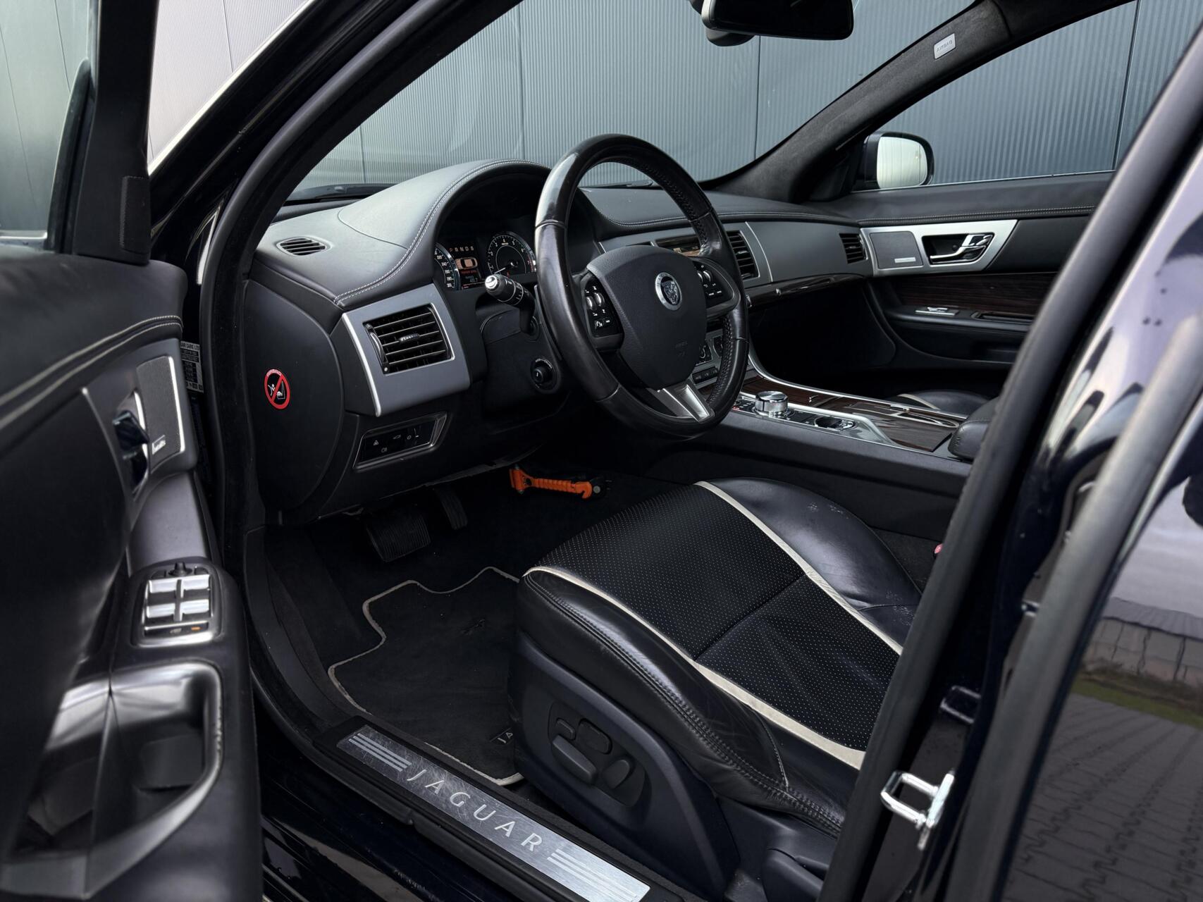 Foto van Jaguar XF