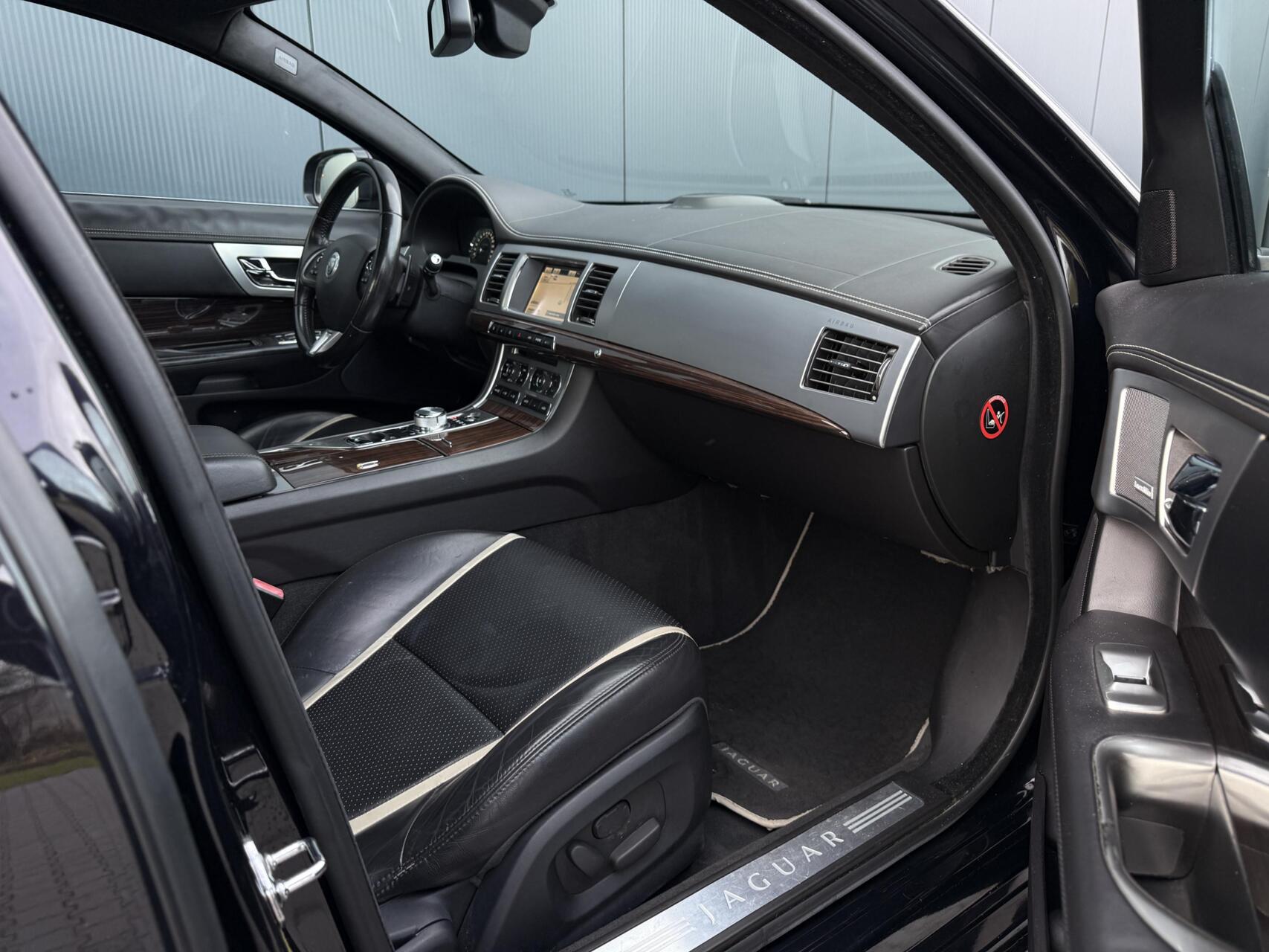 Foto van Jaguar XF