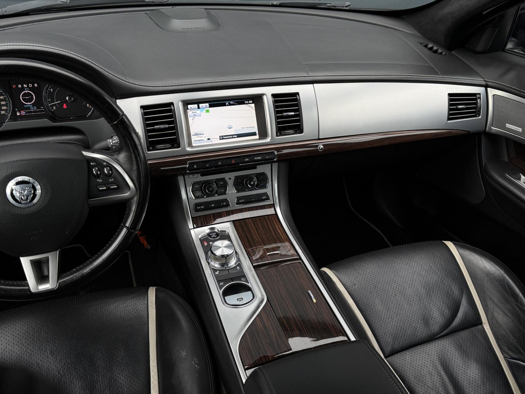 Foto van Jaguar XF