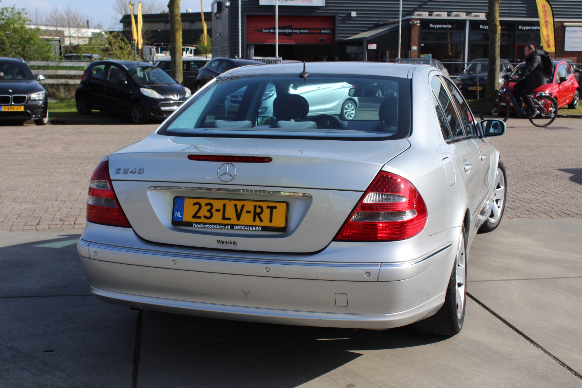 Foto van Mercedes-Benz E 240