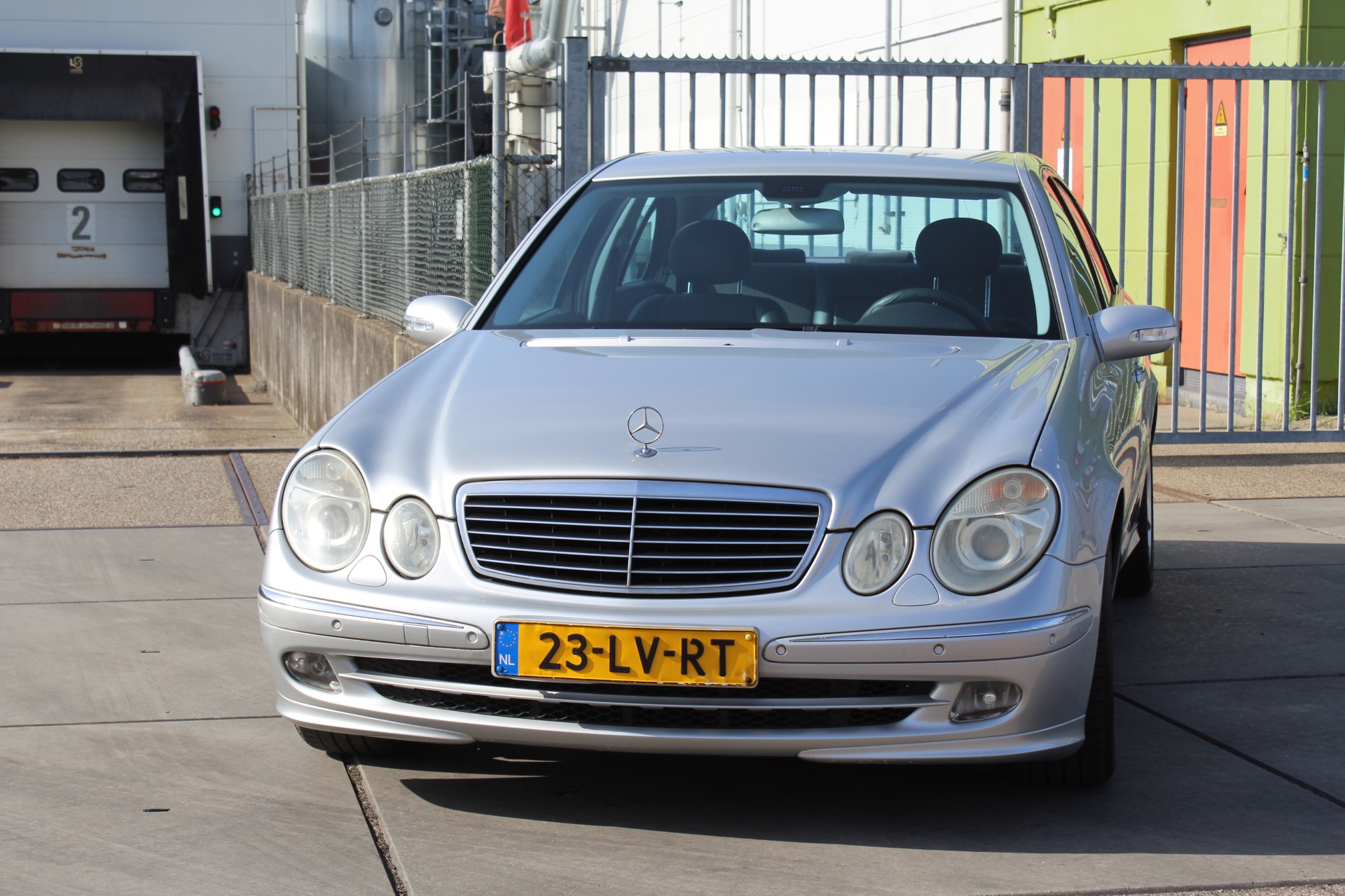 Foto van Mercedes-Benz E 240
