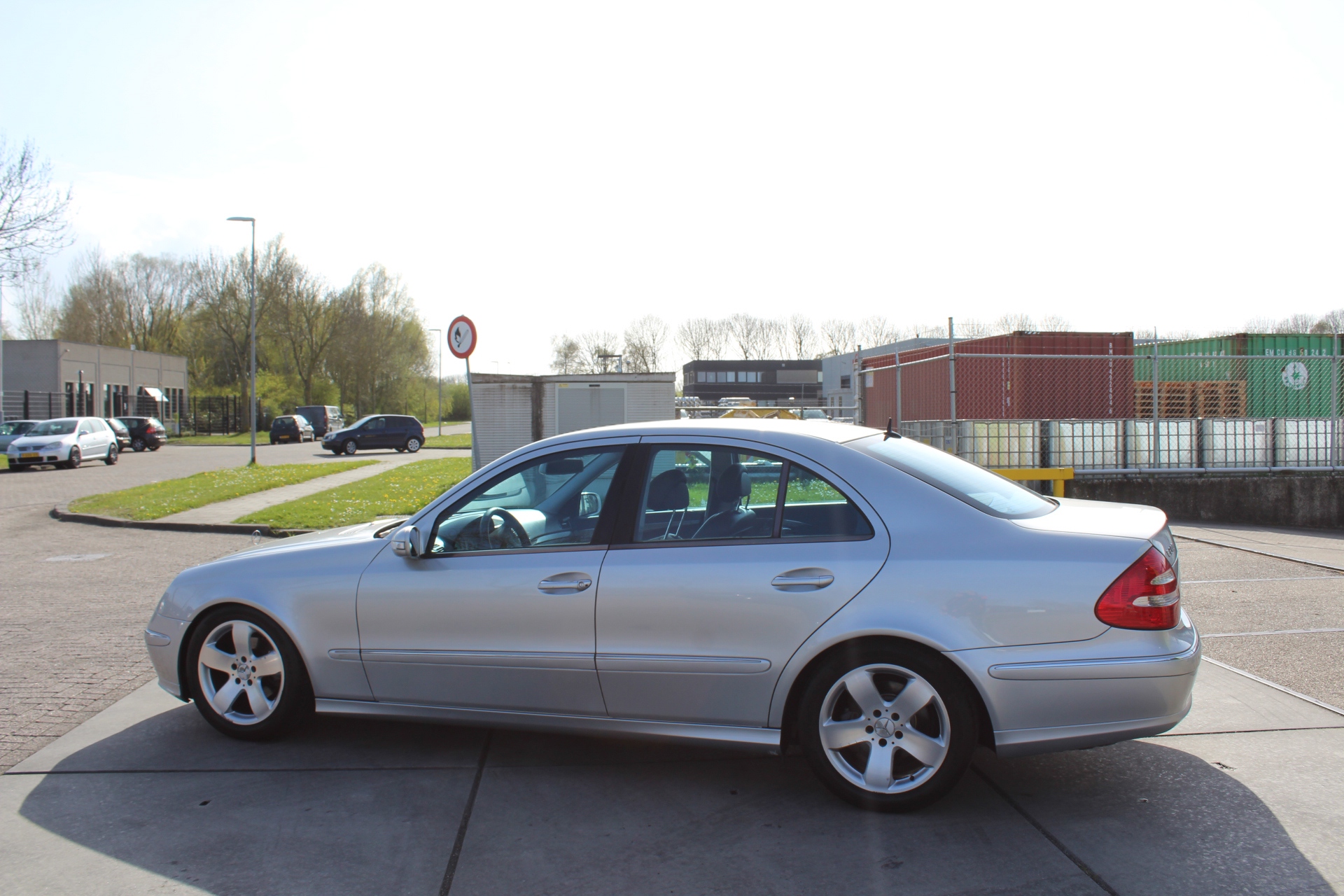 Foto van Mercedes-Benz E 240