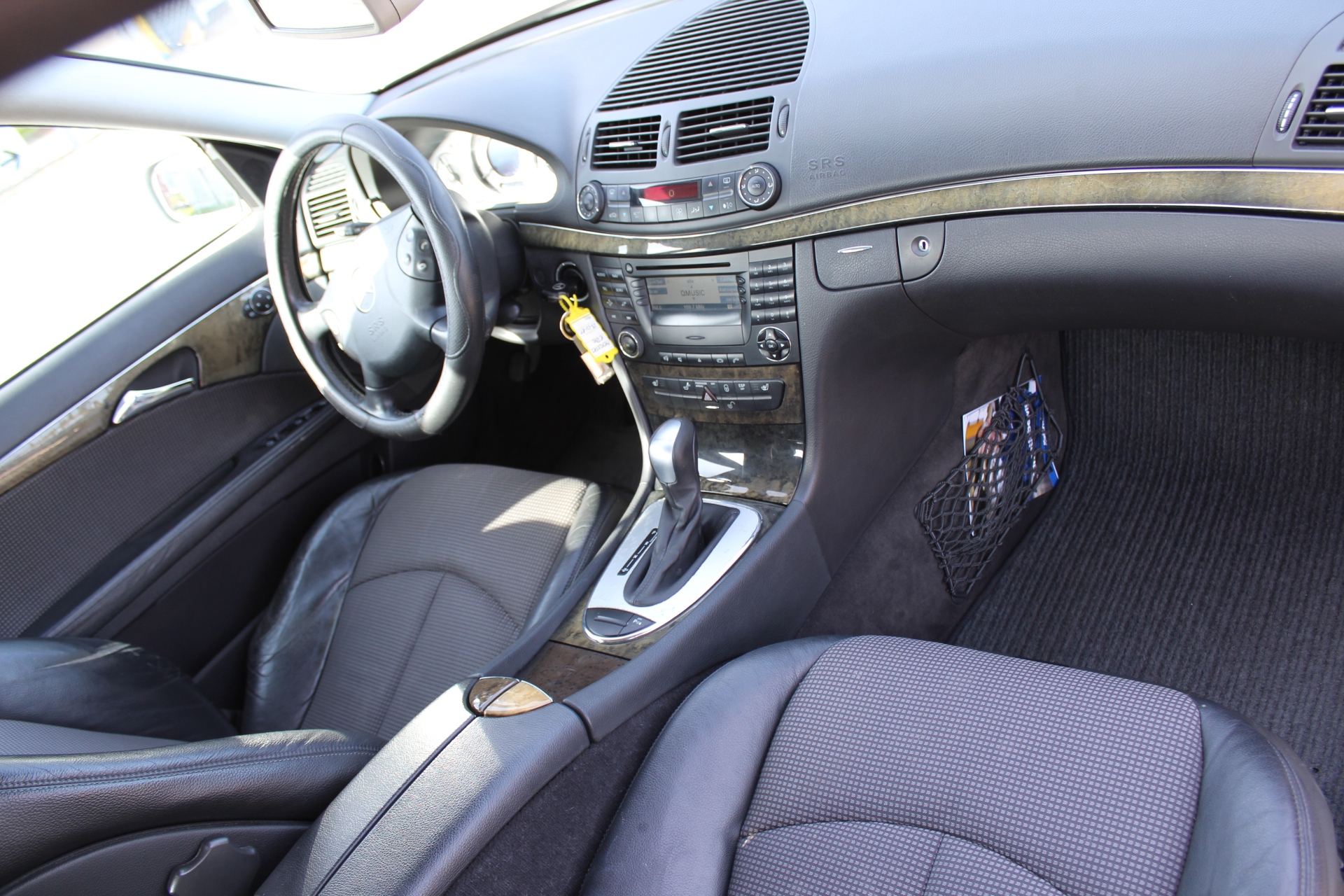 Foto van Mercedes-Benz E 240