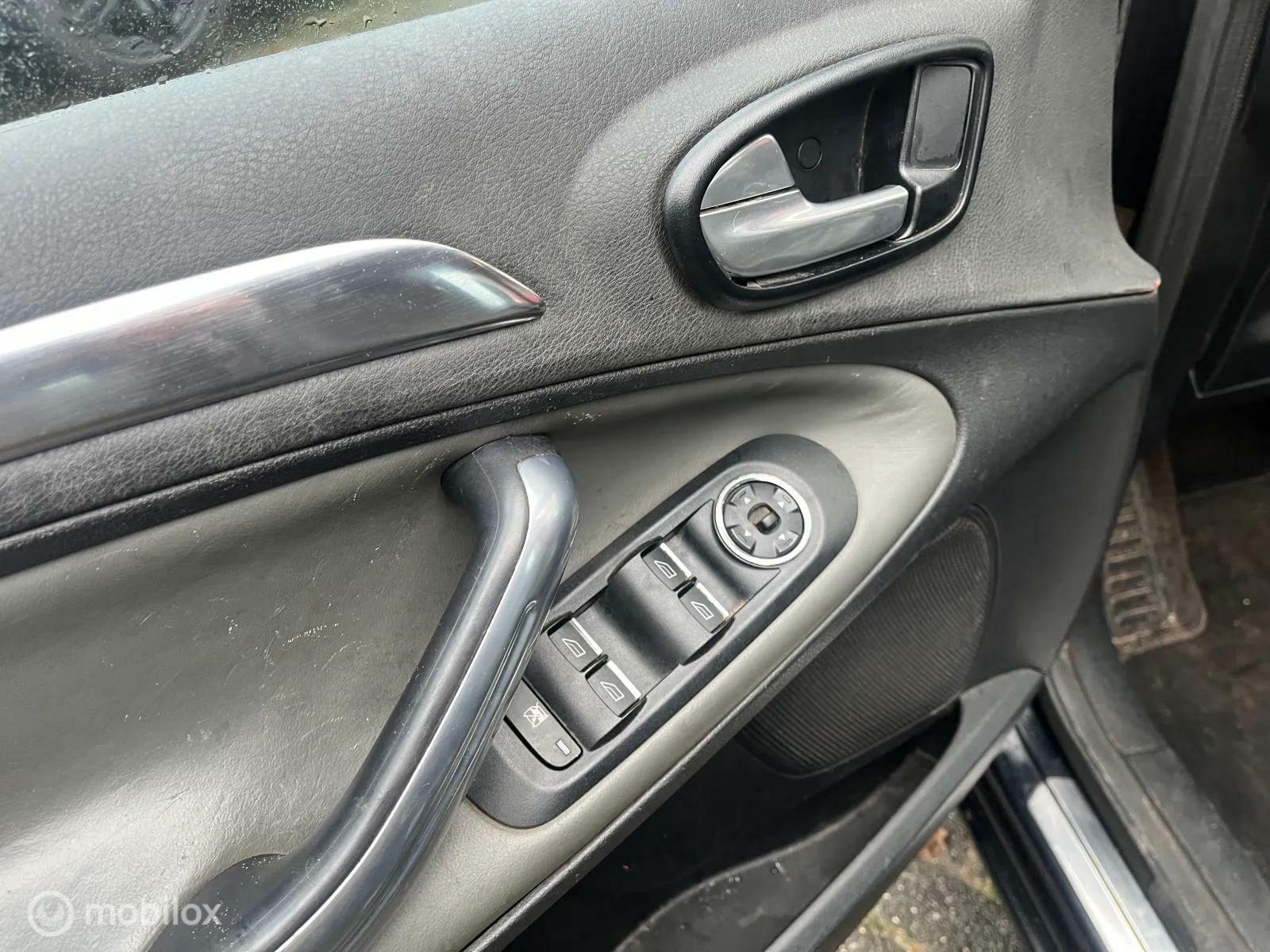 Foto van Ford S-max