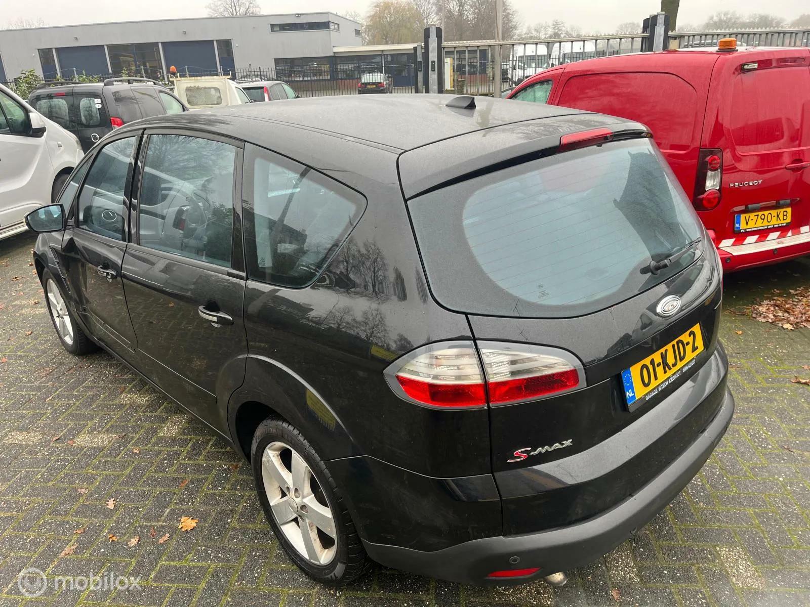Foto van Ford S-max