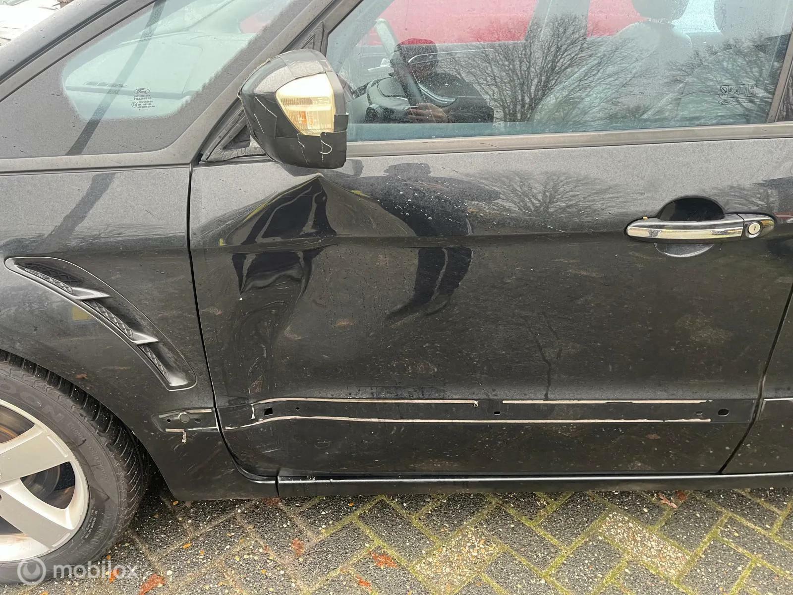Foto van Ford S-max