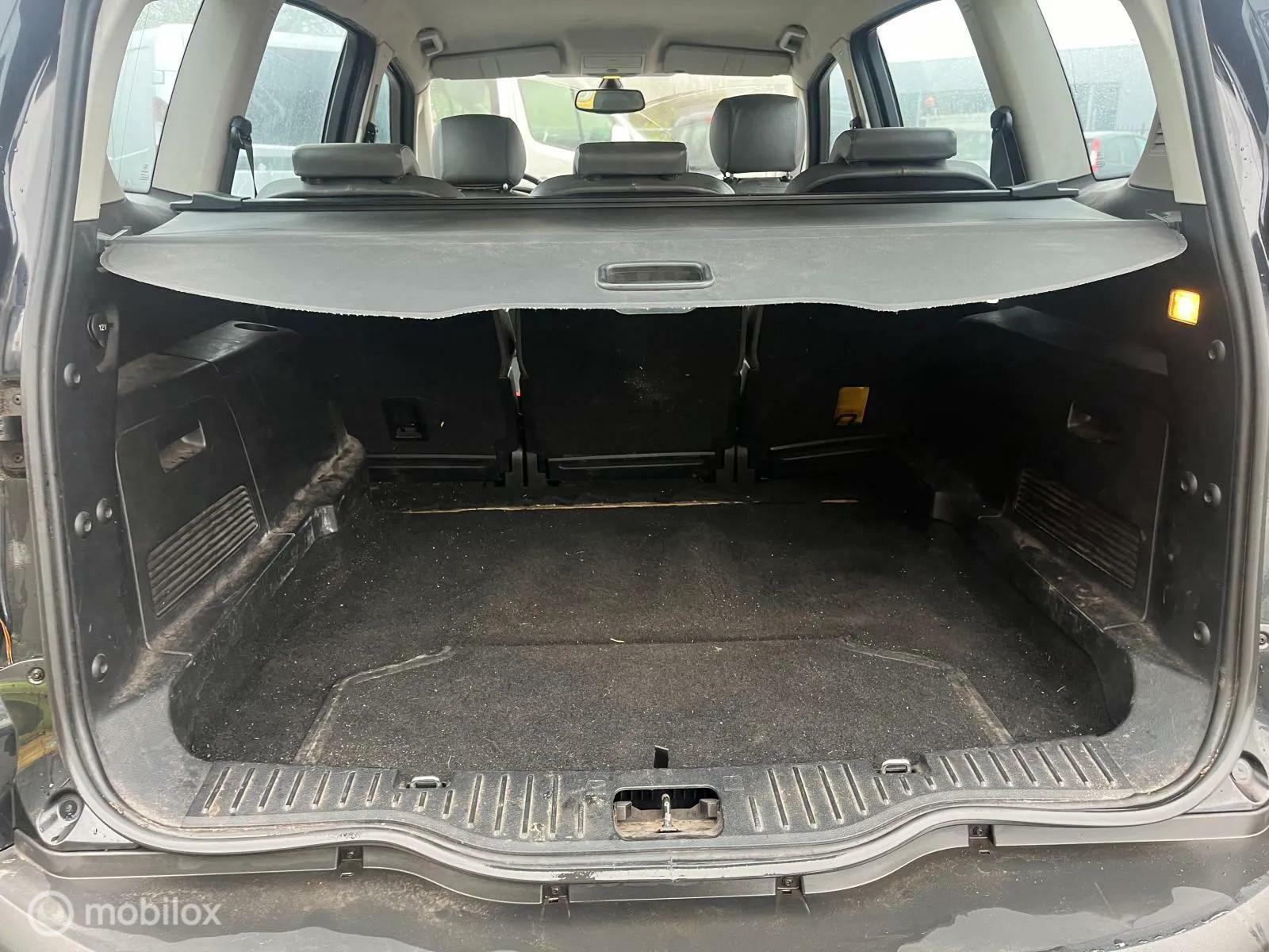Foto van Ford S-max