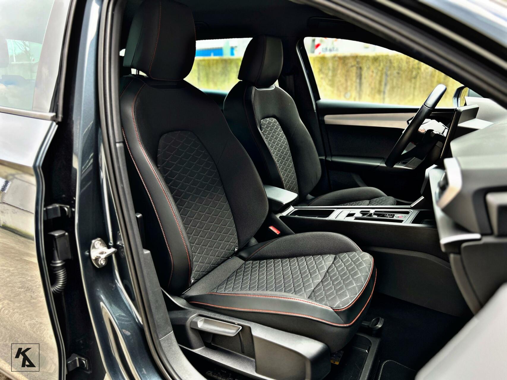 Foto van Seat Leon Sportstourer
