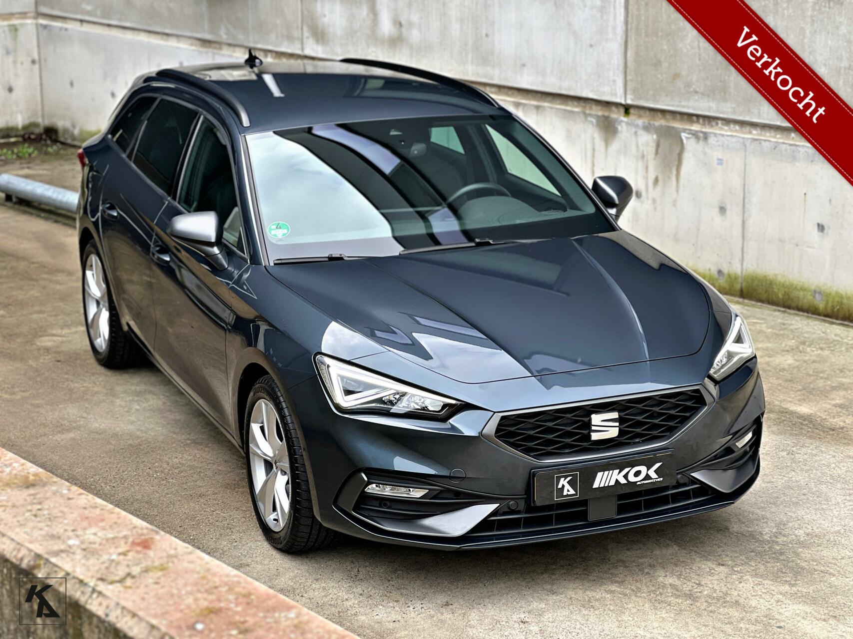 Seat Leon Sportstourer 1.5 eTSI FR Business Intense 2021 - voorkant