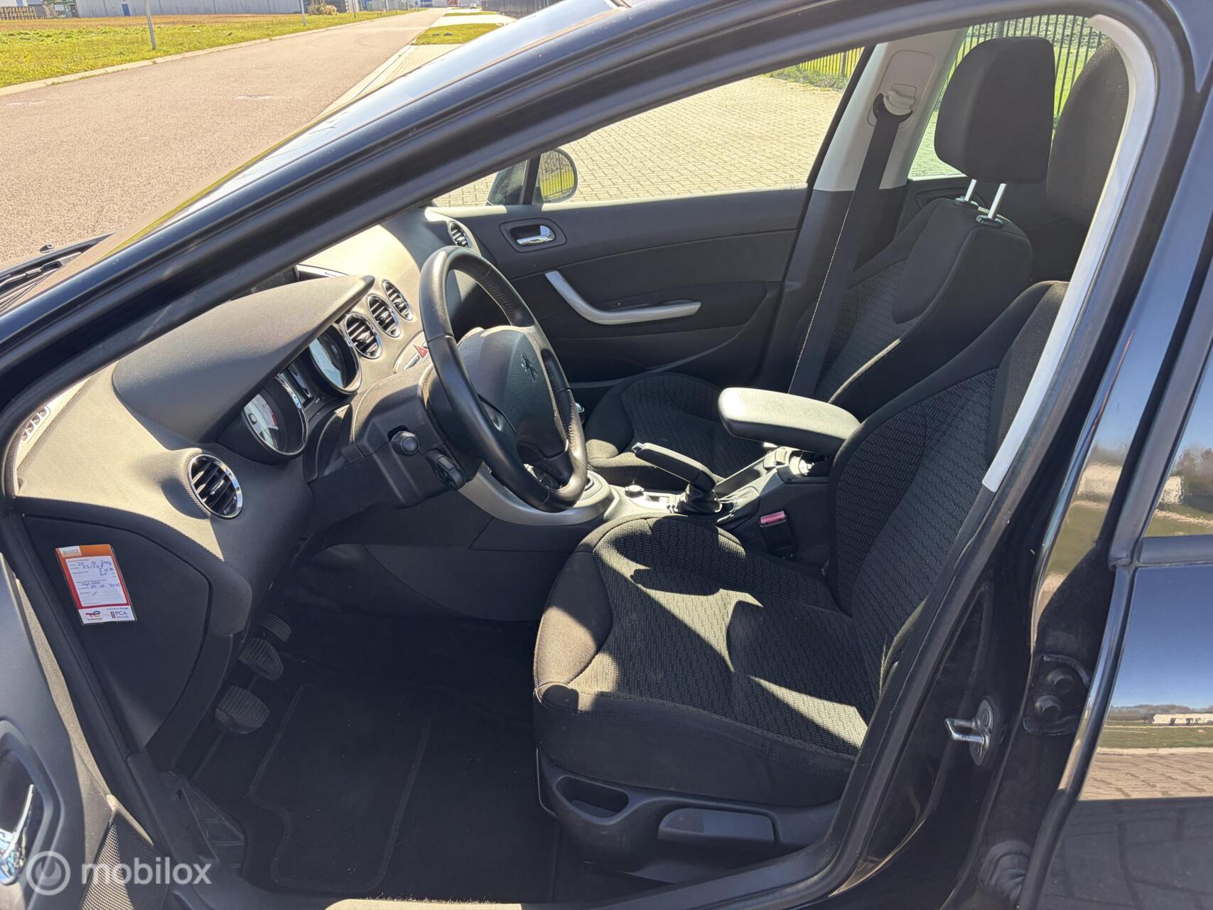Foto van Peugeot 308 SW