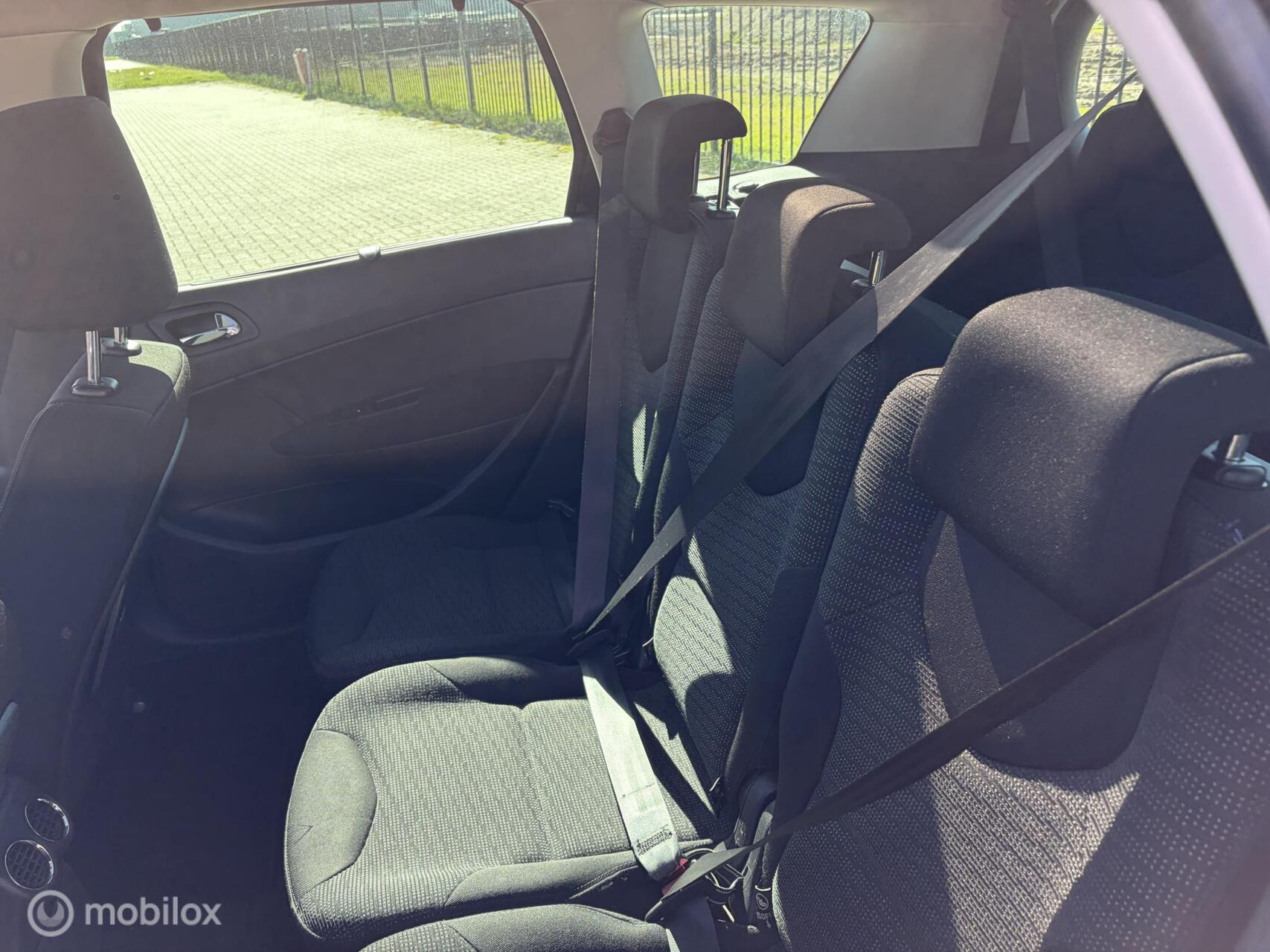 Foto van Peugeot 308 SW