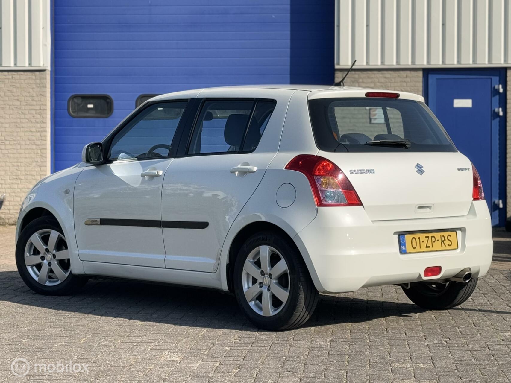 Foto van Suzuki Swift