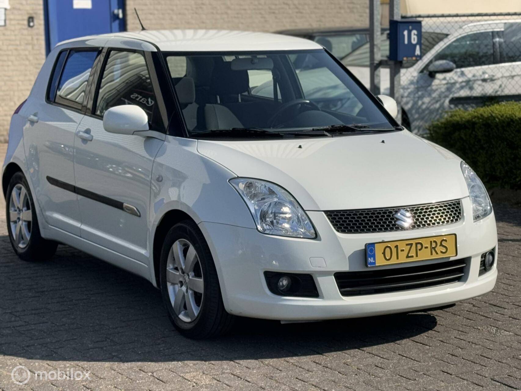 Foto van Suzuki Swift