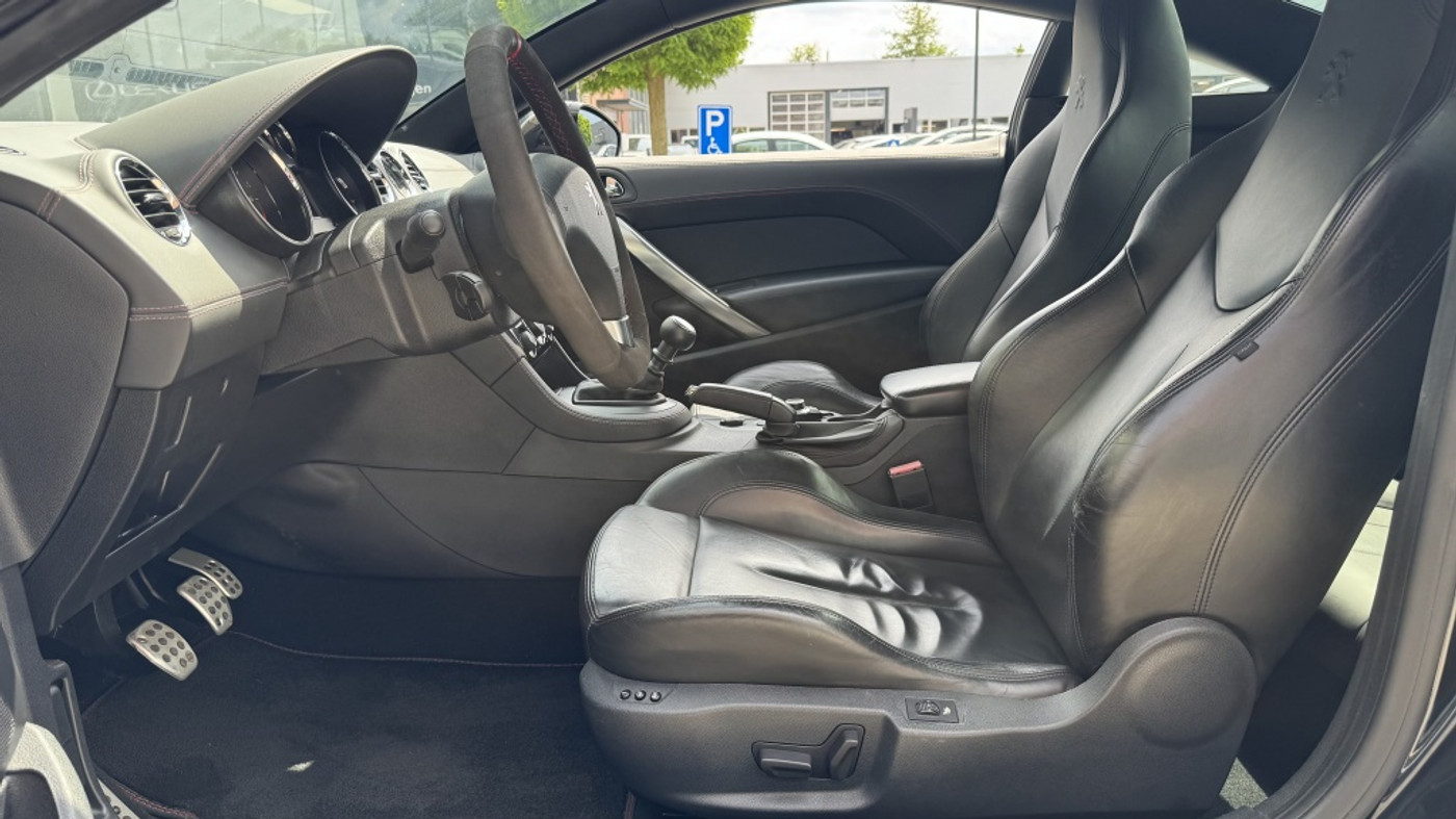 Foto van Peugeot RCZ
